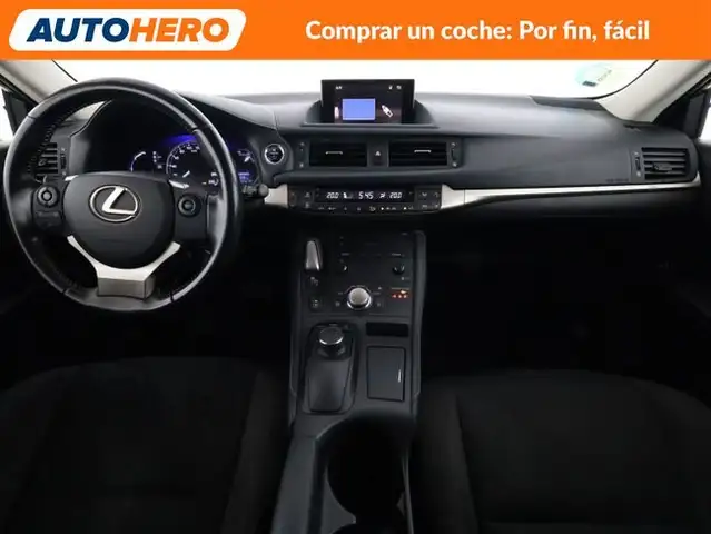 Lexus CT view 13