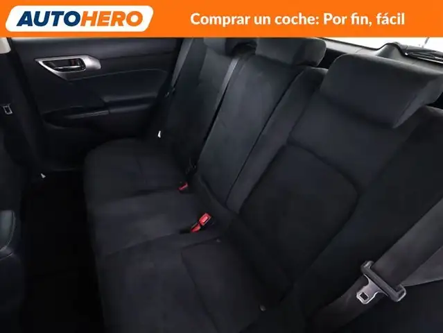 Lexus CT view 15