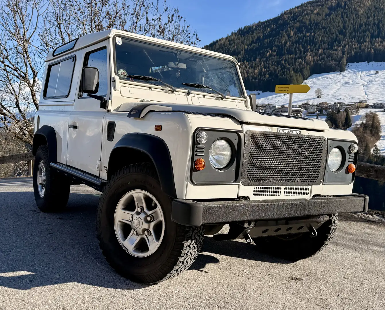 Land Rover Defender 90" Station Wagon 2,5 TD - 2