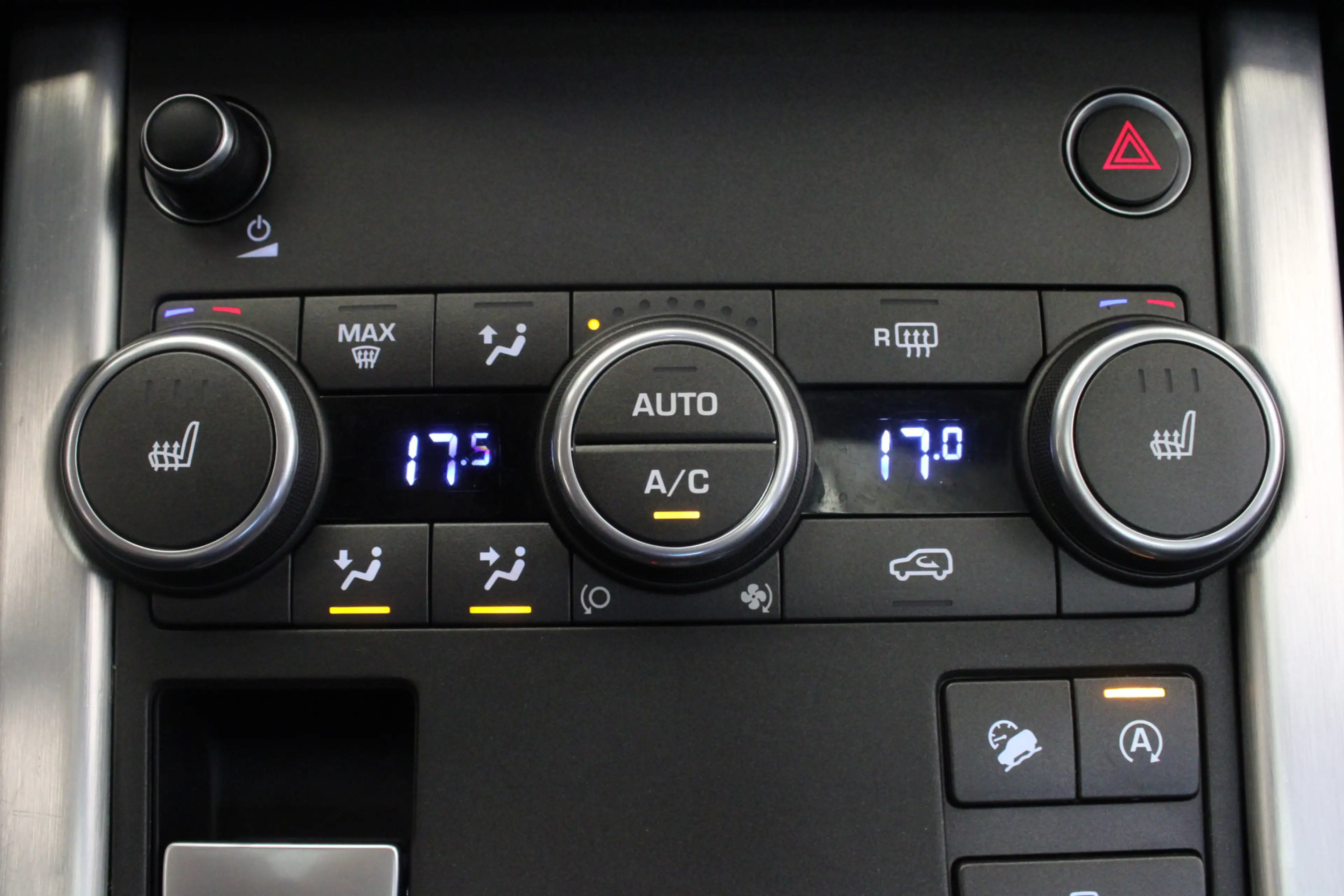 Land Rover Range Rover Evoque 2.0 Si4 HSE Dynamic |Pano| — photo 4