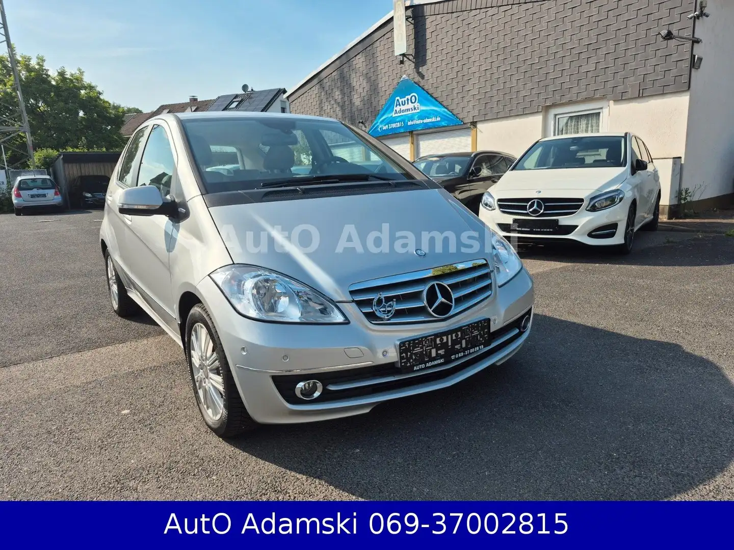 Mercedes-Benz A 180 BE Elegance 1.Hand P-Assist Garage 26tkm Argent - 1
