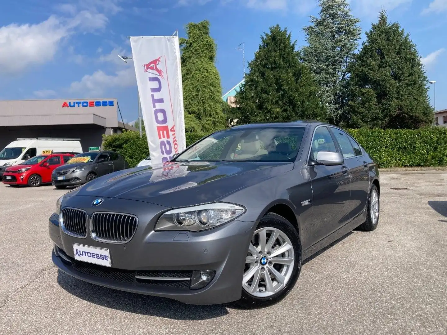 BMW 520 d Business -Tetto - Pelle Gris - 1