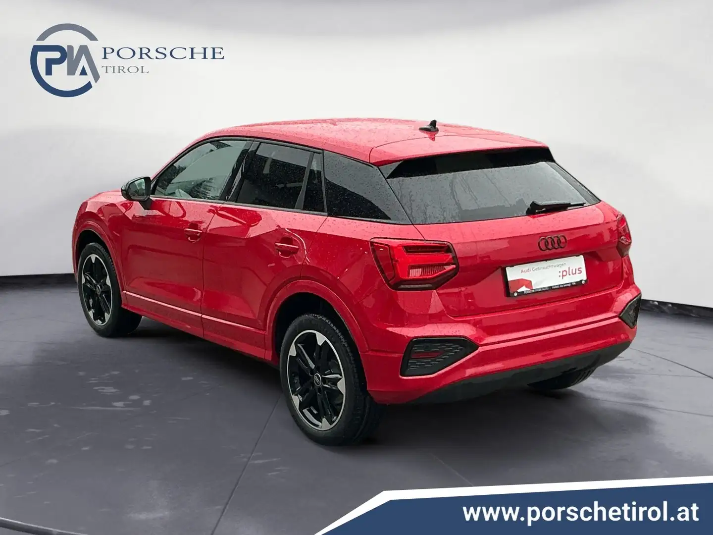 Audi Q2 30 TFSI admired Rot - 2