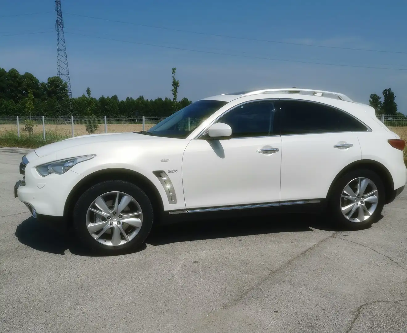 Infiniti QX70 GT Premium Alb - 2