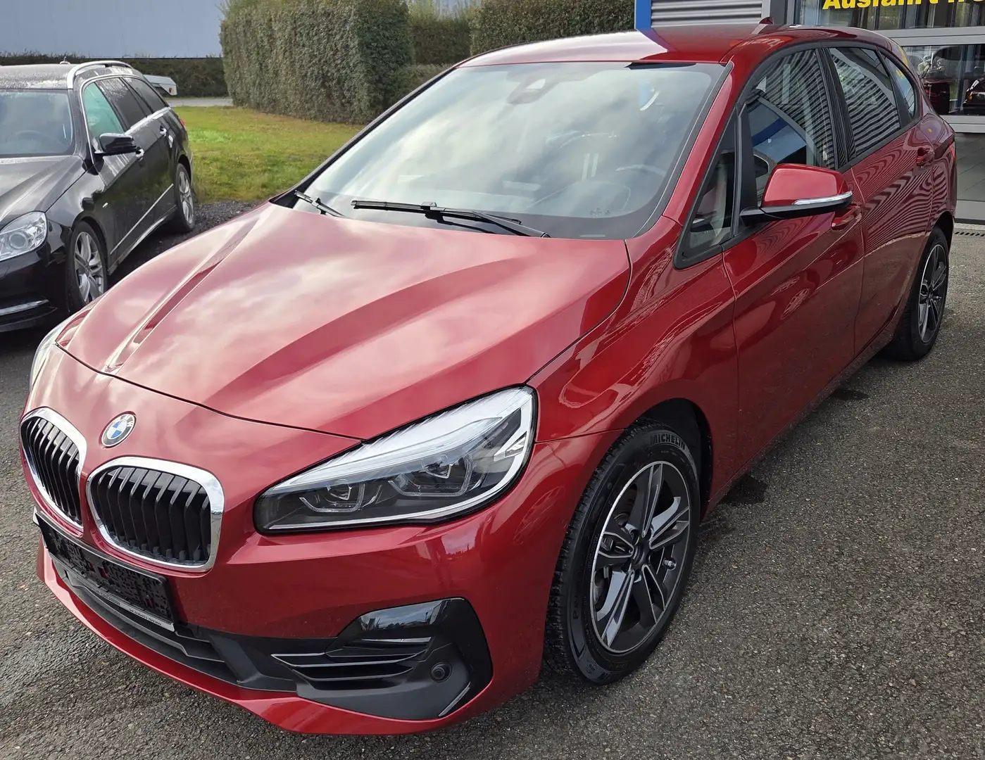 BMW 218 218 i Sport Line Rot - 2