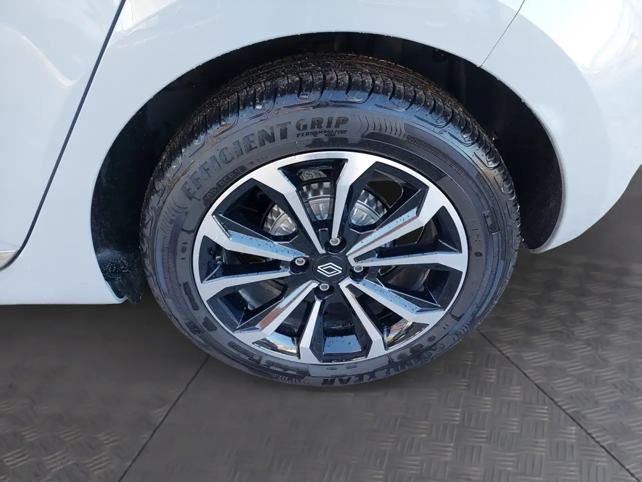 Renault Clio Techno TCe 90 13