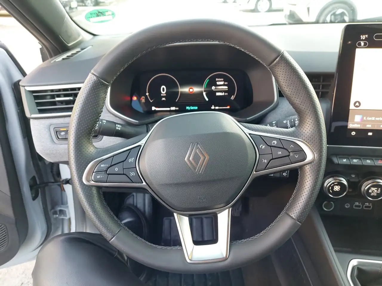 Renault Clio Techno TCe 90 12