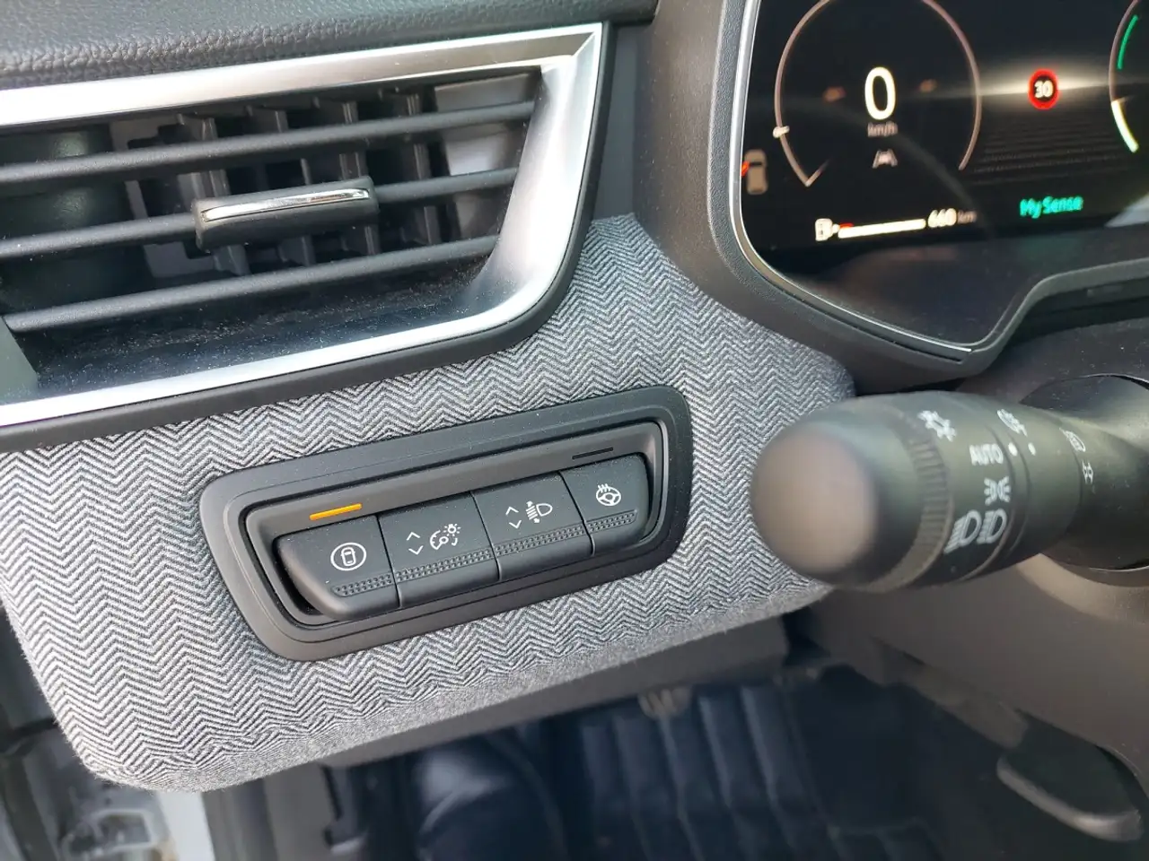 Renault Clio Techno TCe 90 16