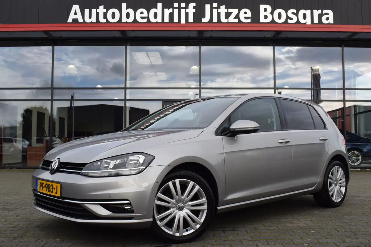Volkswagen Golf 1.0 TSi Automaat Comfortline ECC | Carplay | Full — photo 1 of 36