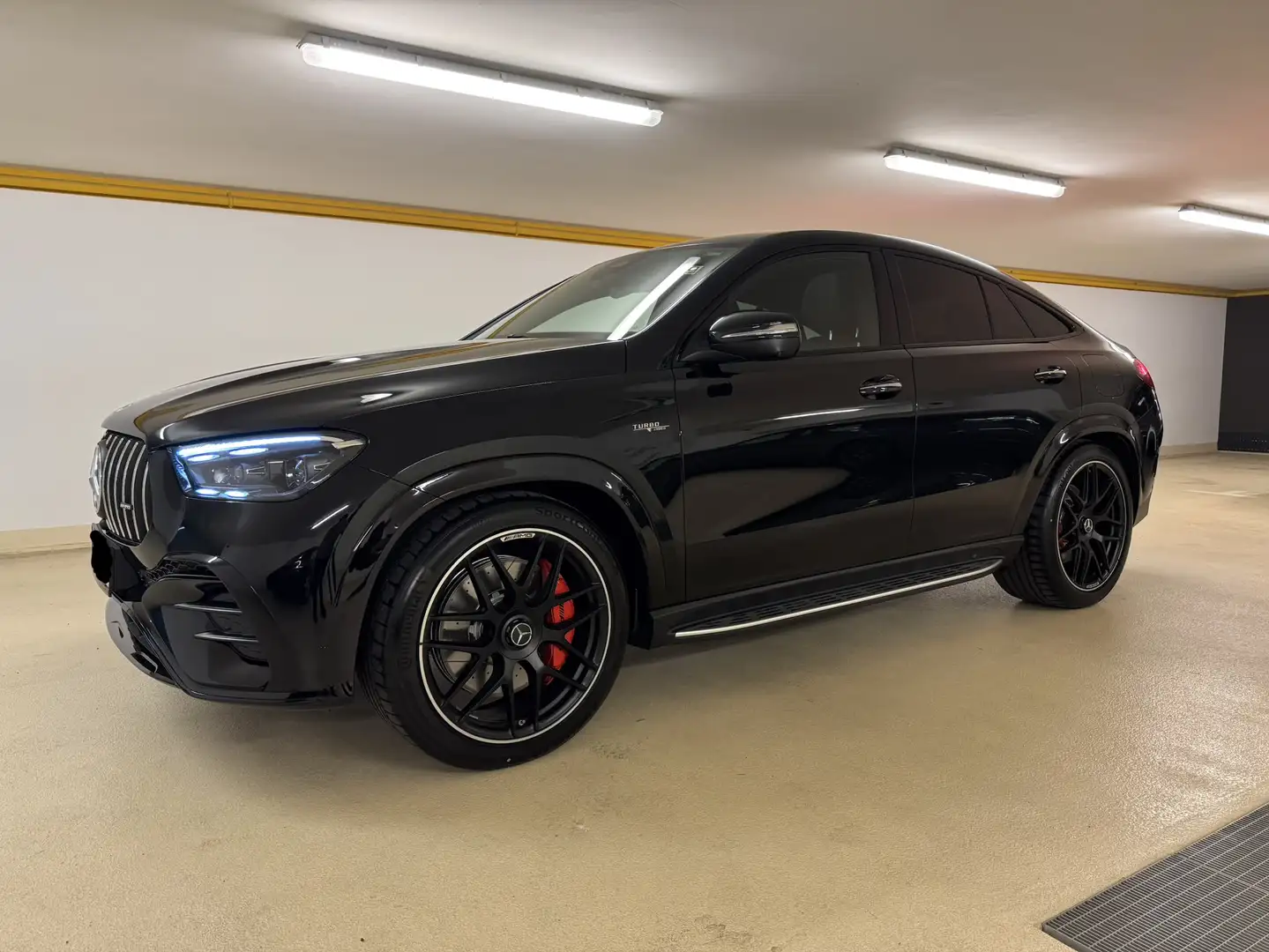 Mercedes-Benz GLE 53 AMG GLE-Coupe Hybrid 4Matic+ Speedition TCT 9G Line Premium Schwarz - 2