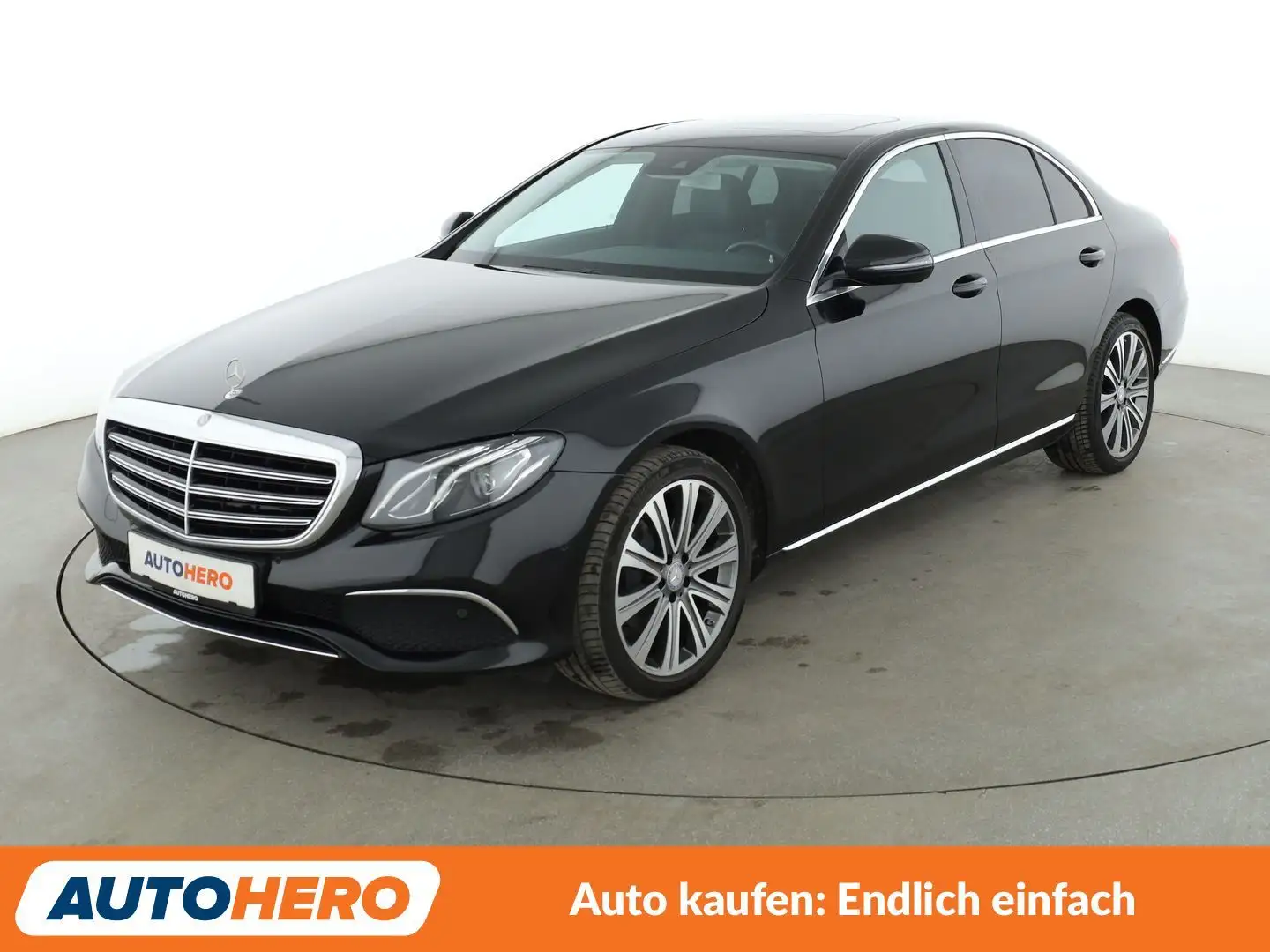 Mercedes-Benz E 200 E 200 Exclusive Aut.*NAVI*LED*CAM*PDC* Noir - 1
