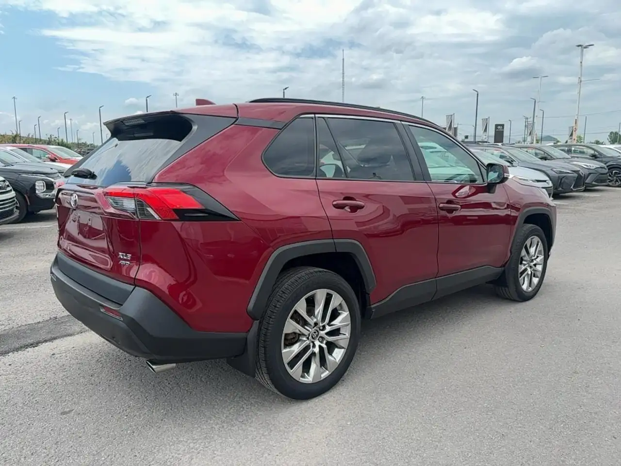 Toyota RAV 4 снимка Toyota RAV 4