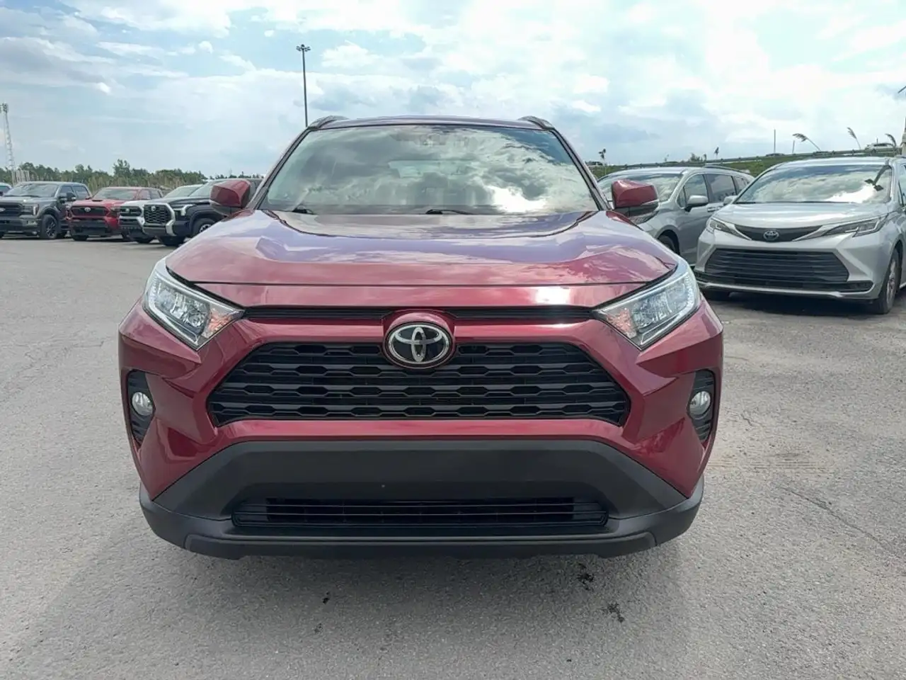 Toyota RAV 4 снимка Toyota RAV 4