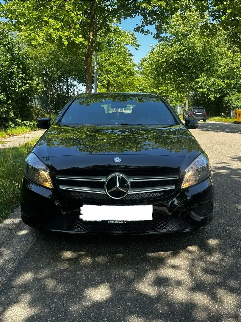 Mercedes-Benz A 180 BlueEFFICIENCY Edition Style - 1