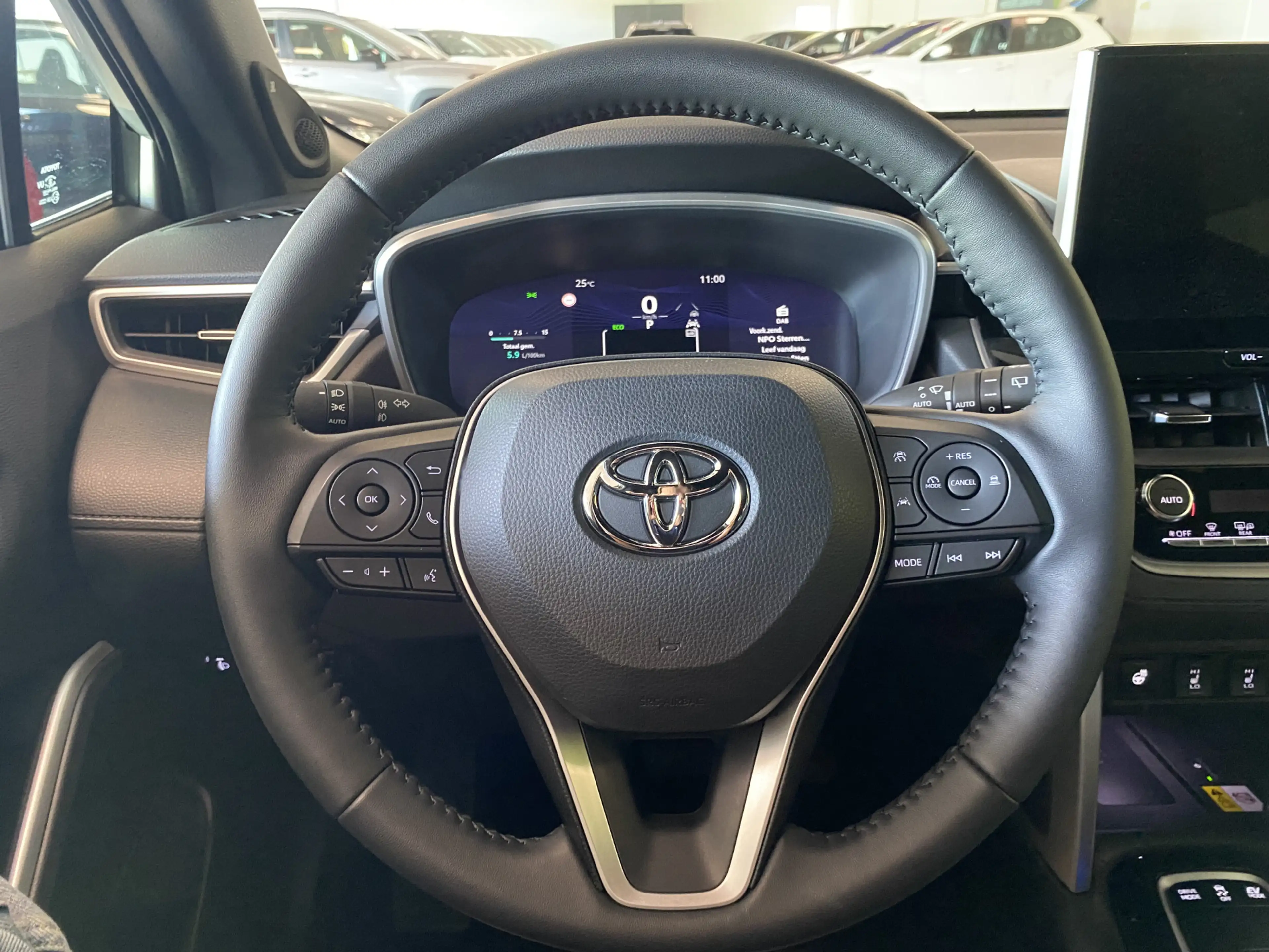 Toyota Corolla Cross Hybrid 200 Executive | Leder | Navigatie | Dodehoe — photo 8