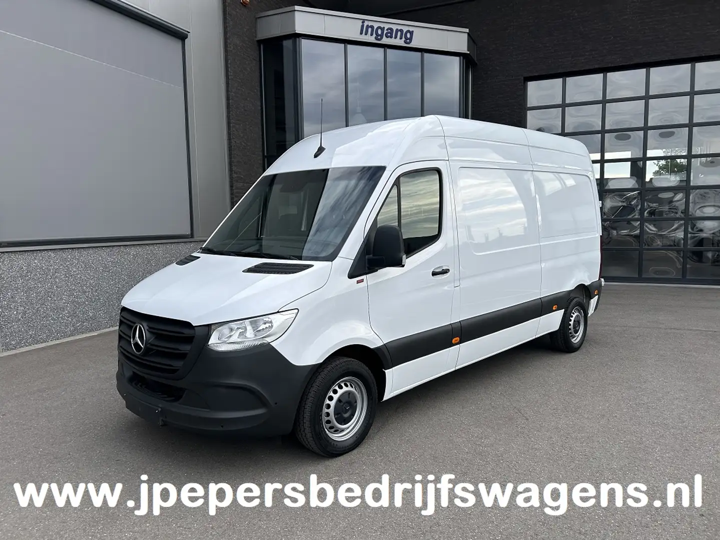 Mercedes-Benz Sprinter 314 CDI L2 H2 Trekhaak / MBUX / Navigatie / Camera Wit - 1