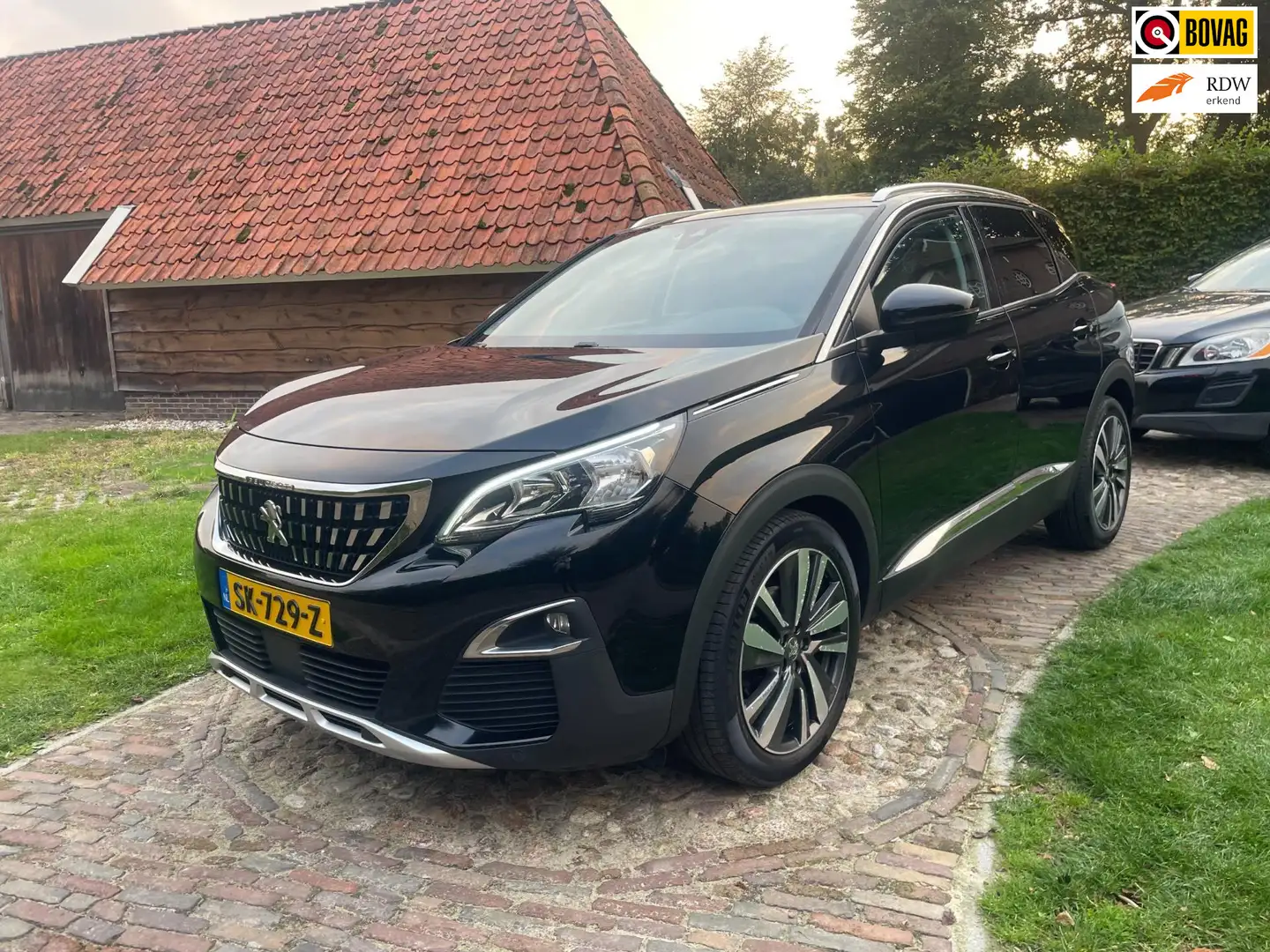 Peugeot 3008 1.2 PureTech Allure-Panodak-Camera-19"-1/2 Leer-Na Zwart - 1