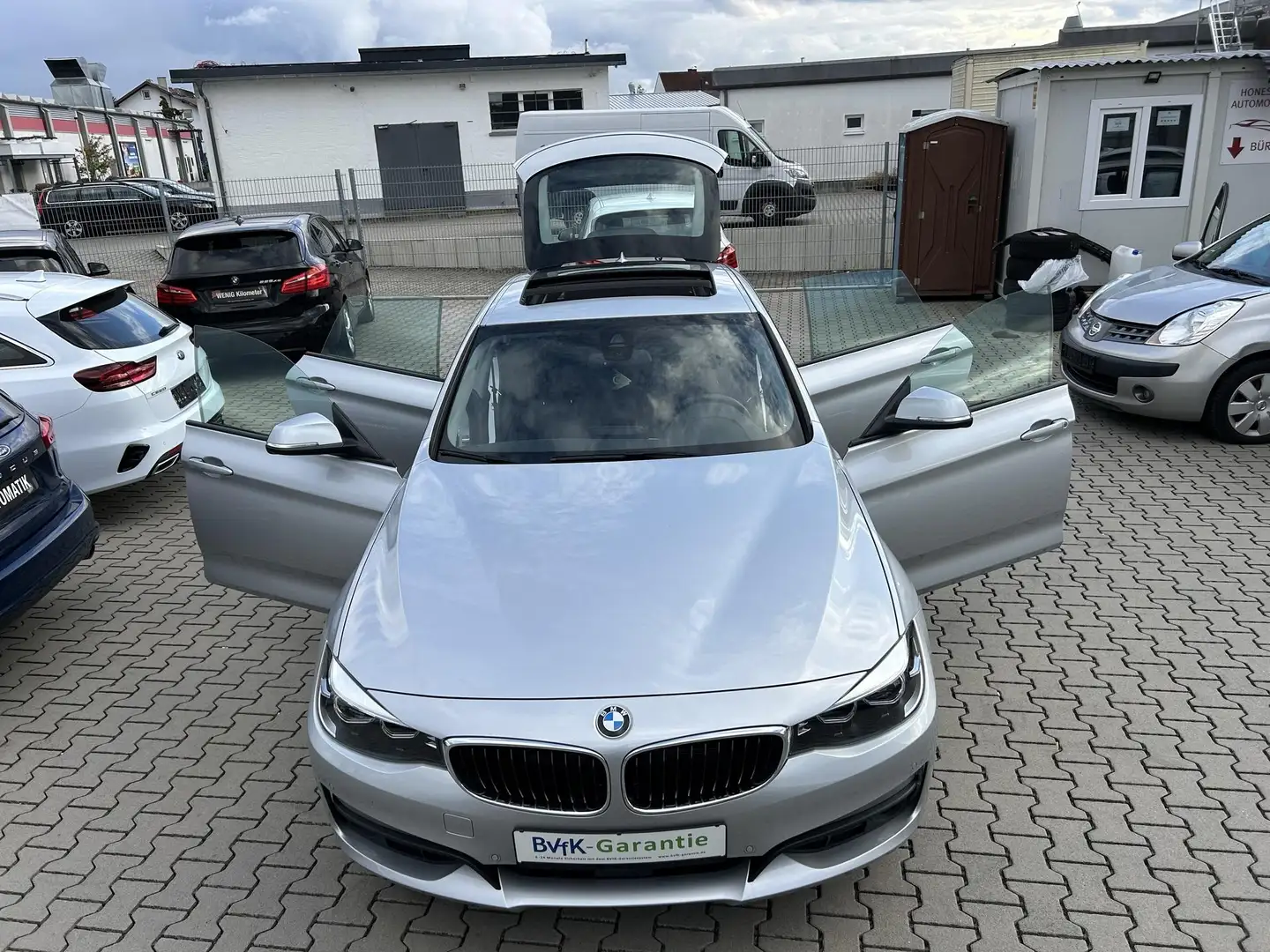 BMW 3er GT- 320 i Advantage Limousine*PANORAMADACH*... Silber - 2
