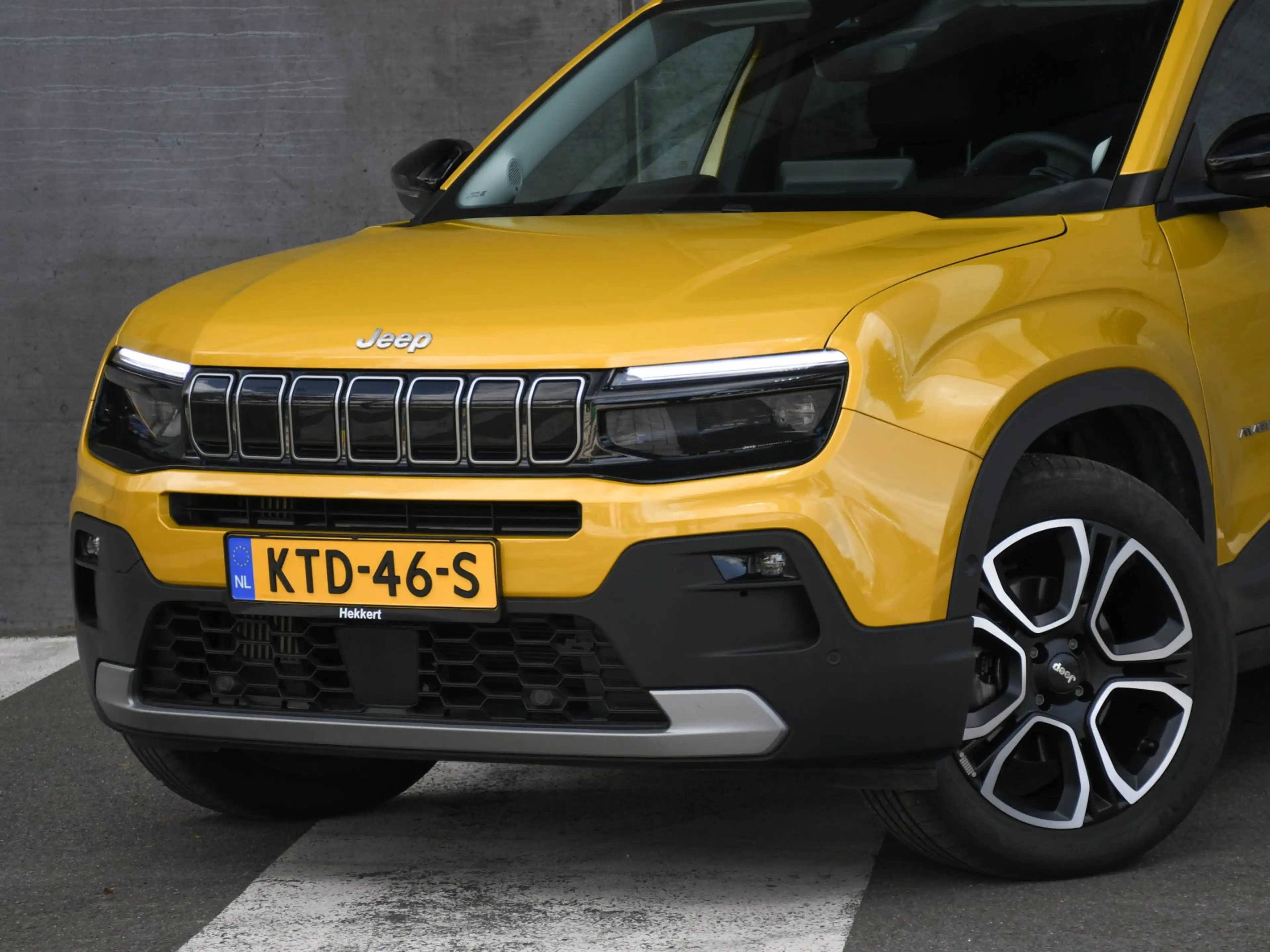 Jeep Avenger Summit 1.2 e-Hybrid 110pk Automaat JBL | ELEK. ACH — photo 2