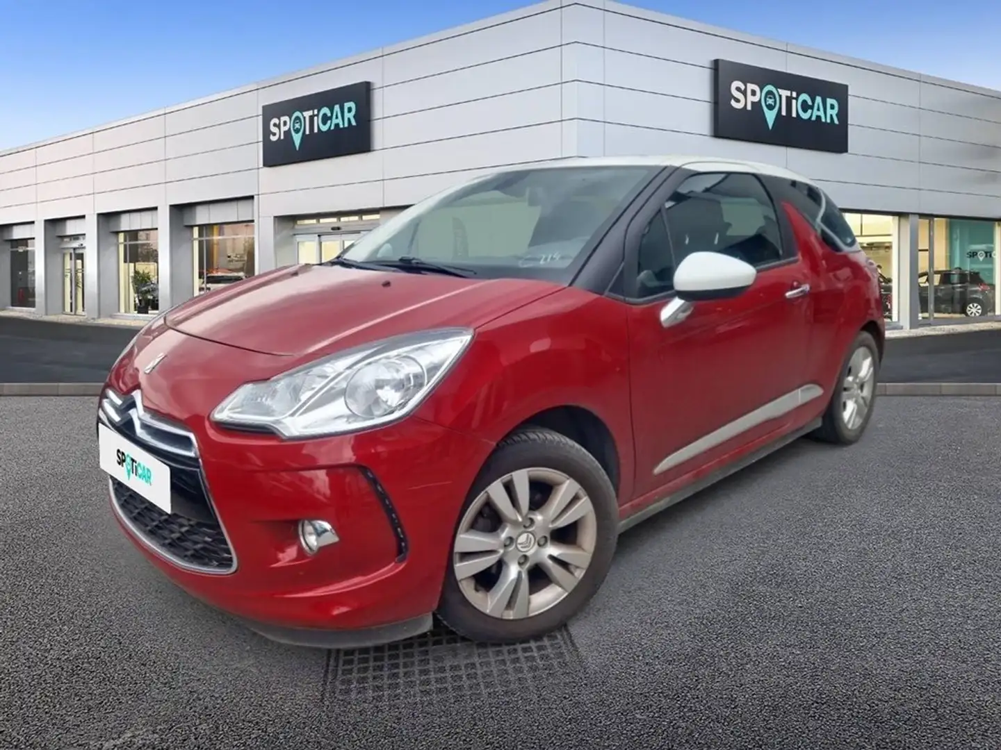 DS Automobiles DS 3 1.2 PureTech 82 MAN Be Chic Red - 1