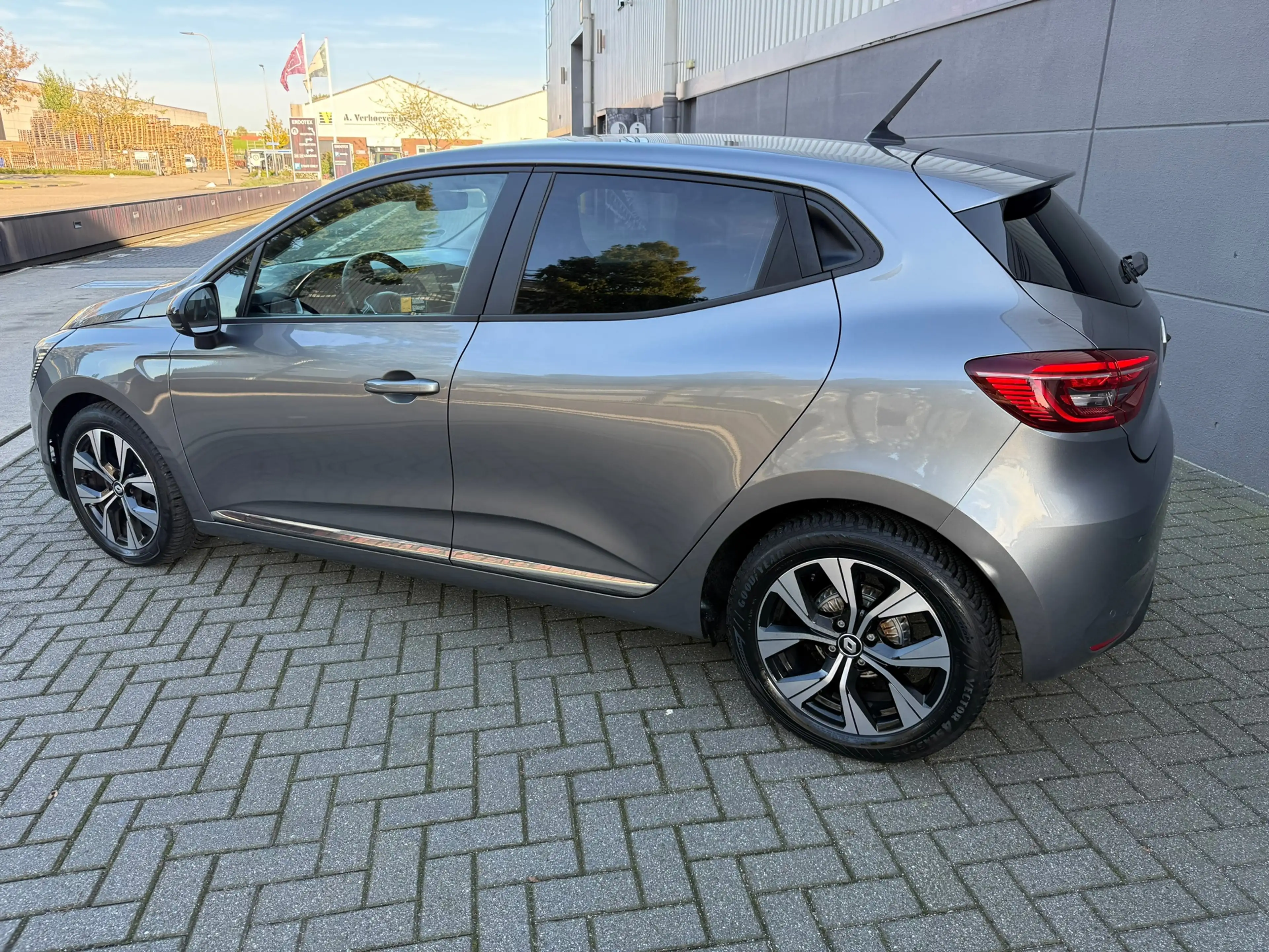 Renault Clio 1.0 TCe 90 Evolution*CAMERA*NAVI*CARPLAYE*CRUISE*V — photo 8