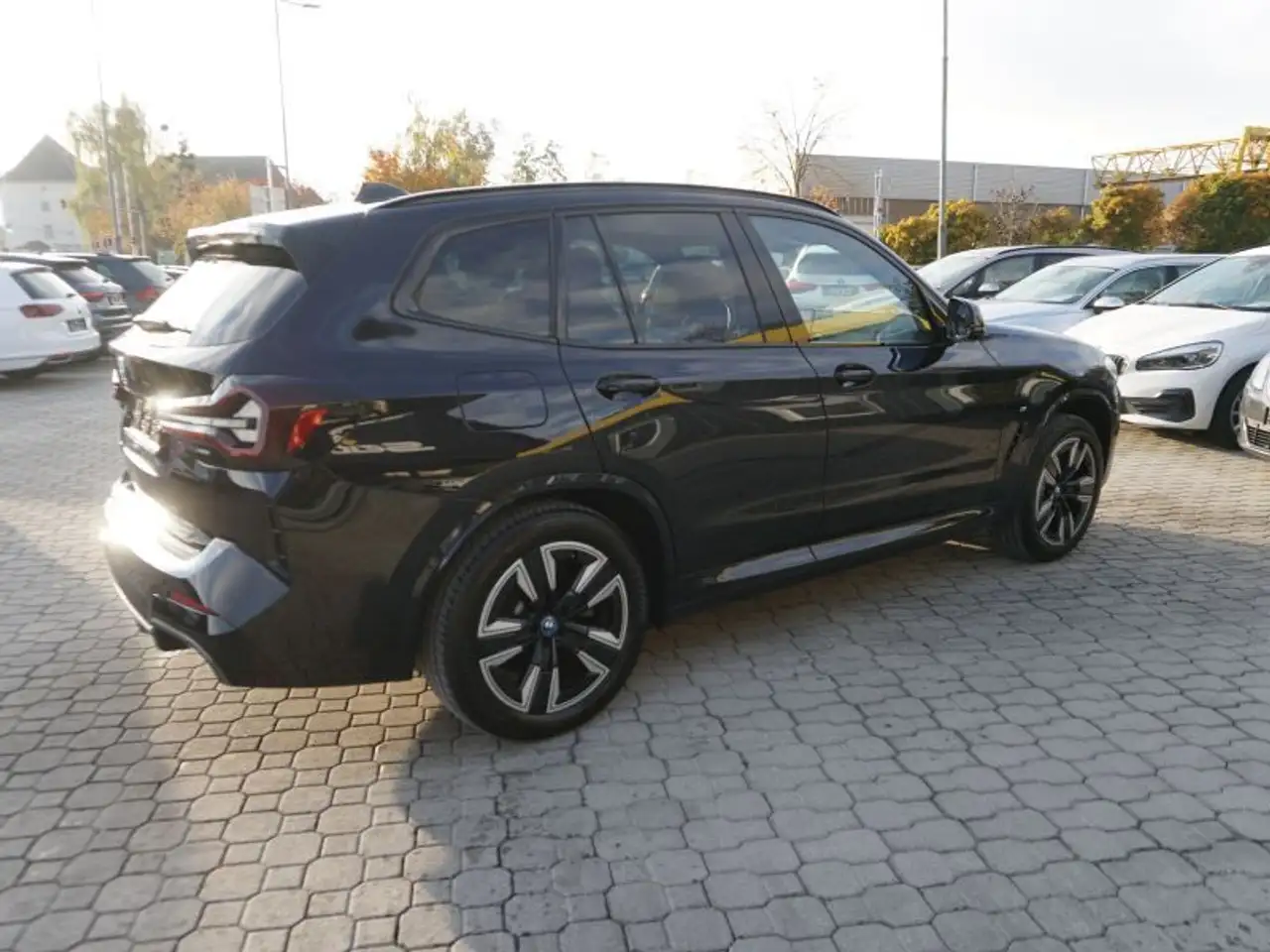 BMW iX3 M-Sport Aut. *TOPAUSSTATTUNG*, миниатюра 4