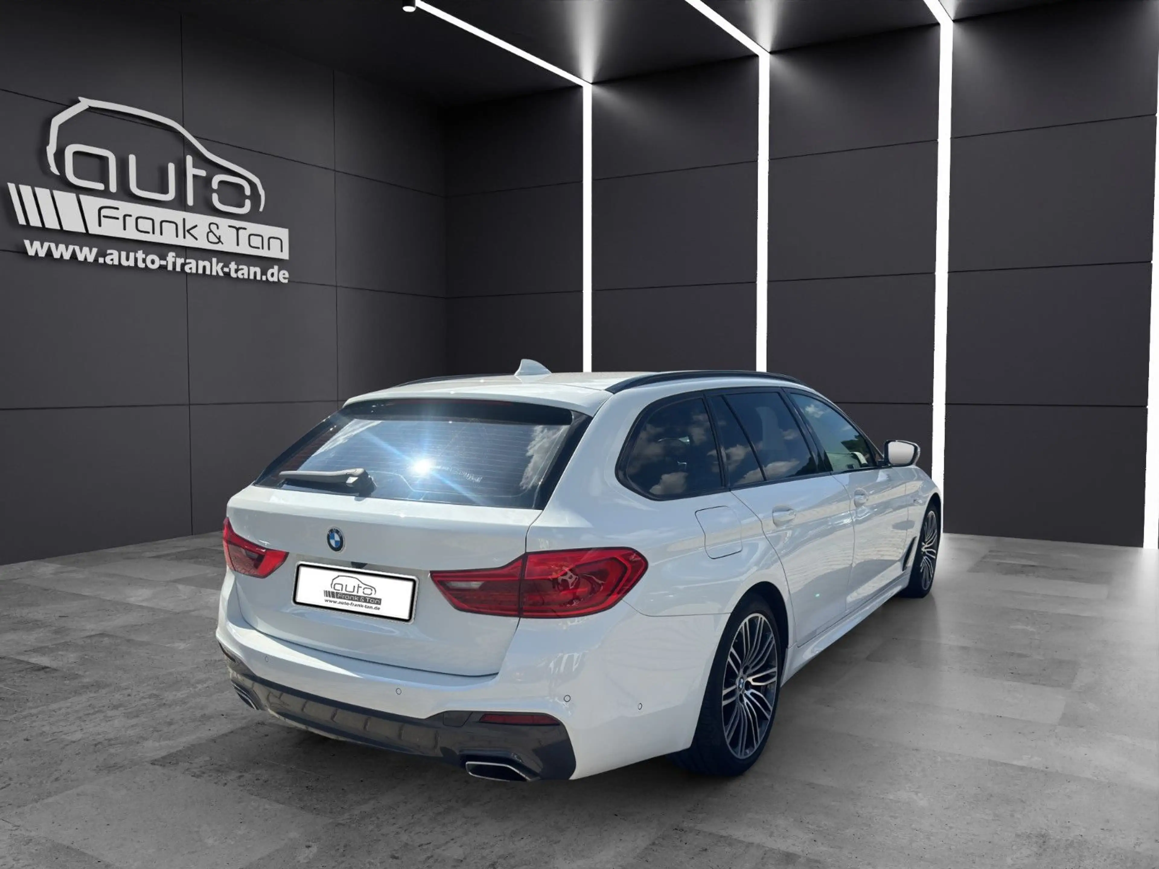 BMW 540 d Touring xDrive MSport/2.Hand/Pano/H&K/ — photo 6
