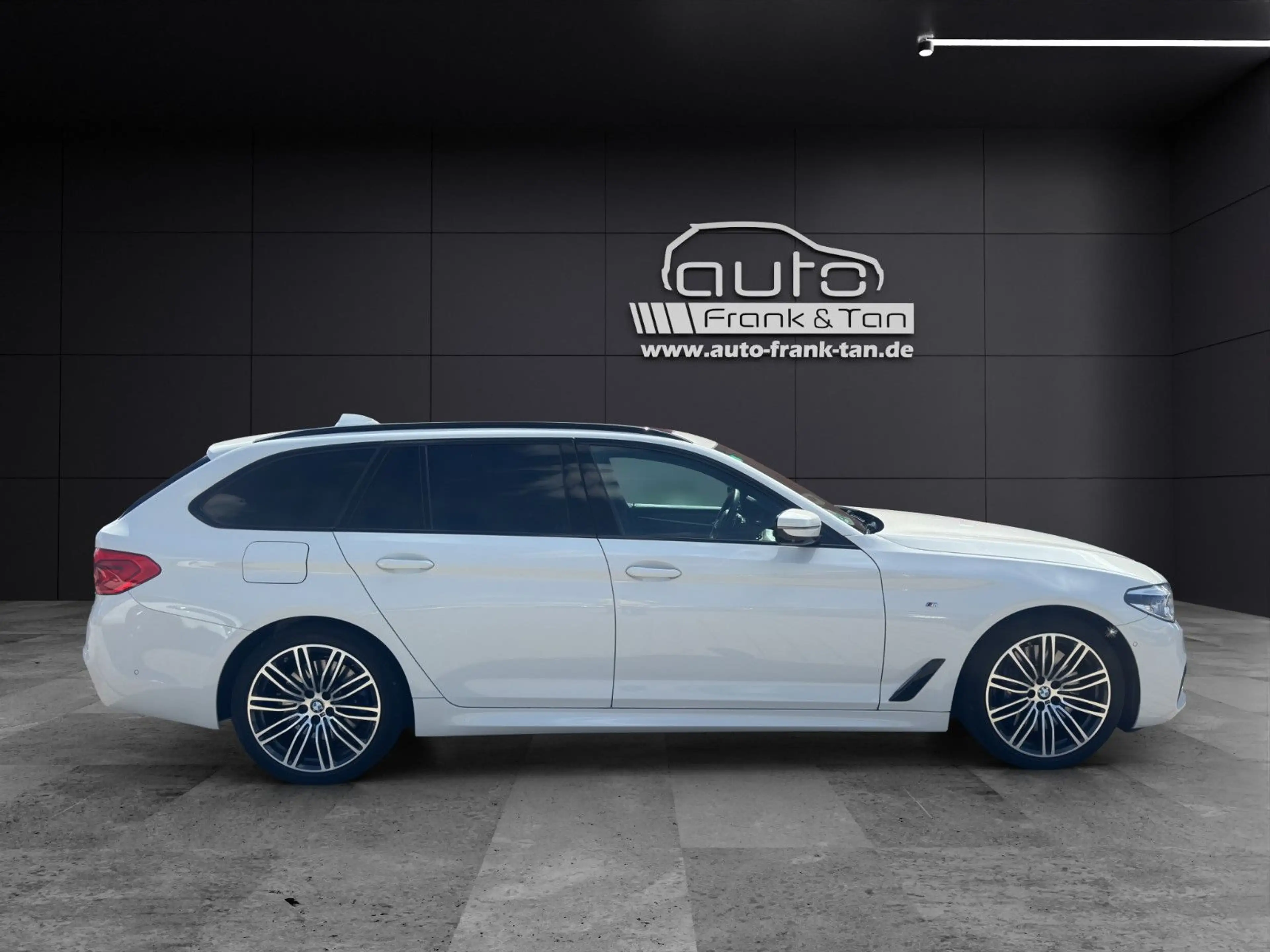 BMW 540 d Touring xDrive MSport/2.Hand/Pano/H&K/ — photo 7