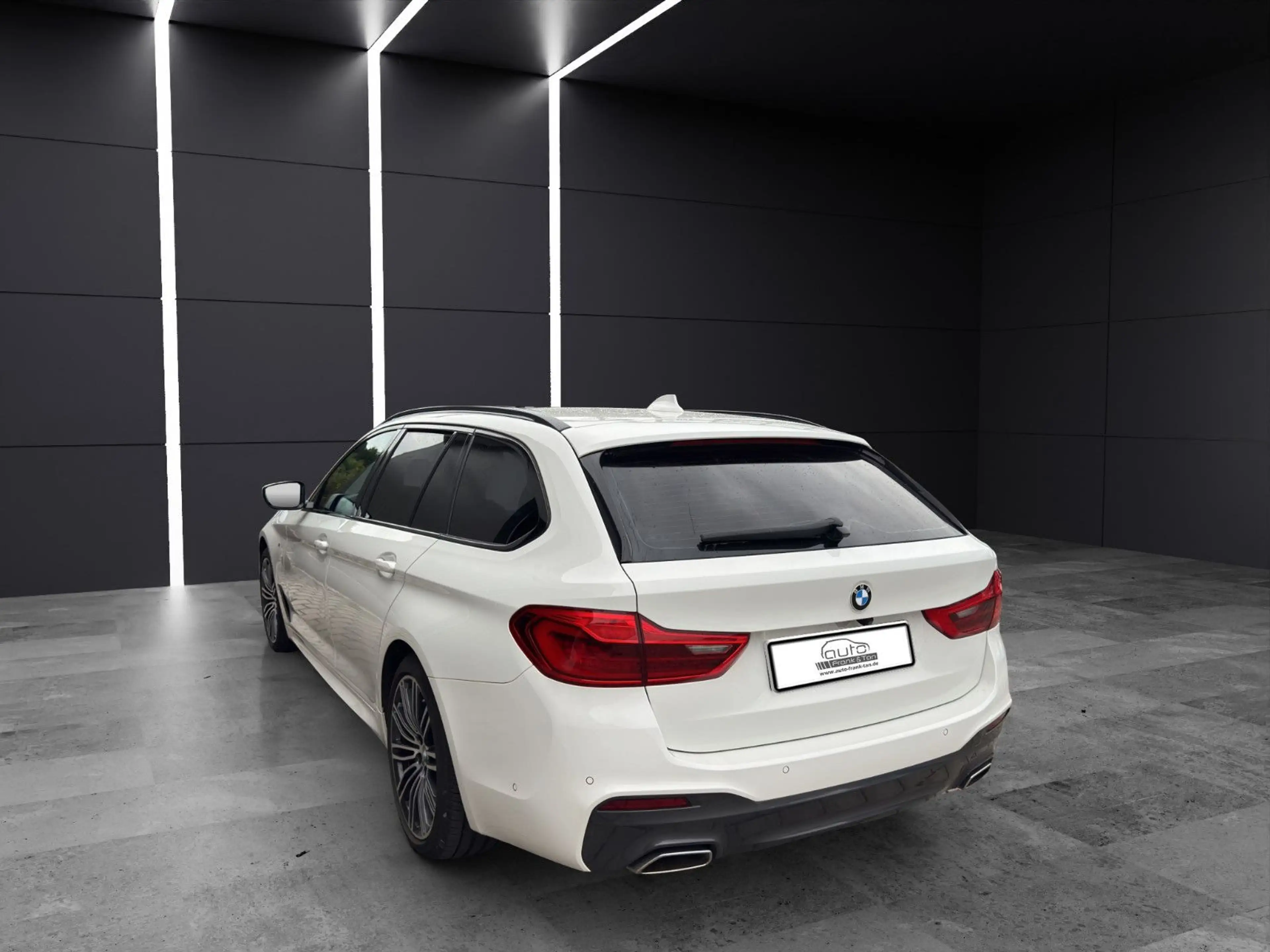 BMW 540 d Touring xDrive MSport/2.Hand/Pano/H&K/ — photo 4