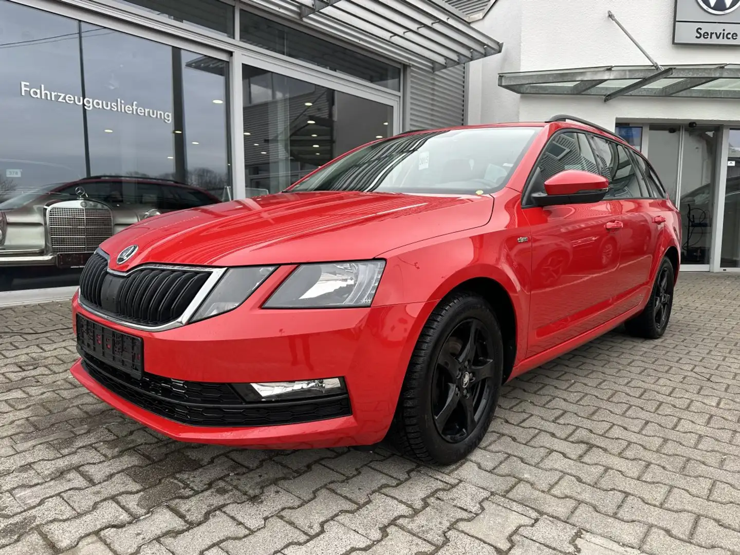 Skoda Octavia Octavia Combi 1.5 TSI TOUR*LED*NAVI*PDC*ALU Rot - 2
