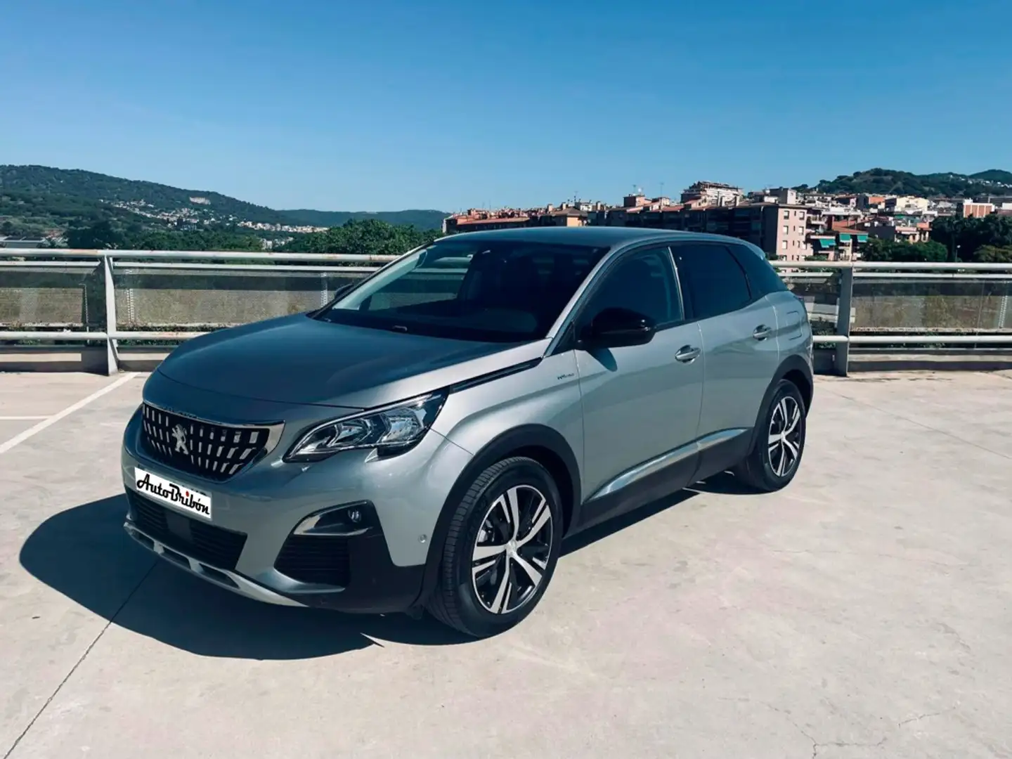 Peugeot 3008 HYB PHEV 225 Allure Pack e-EAT8 Gris - 2
