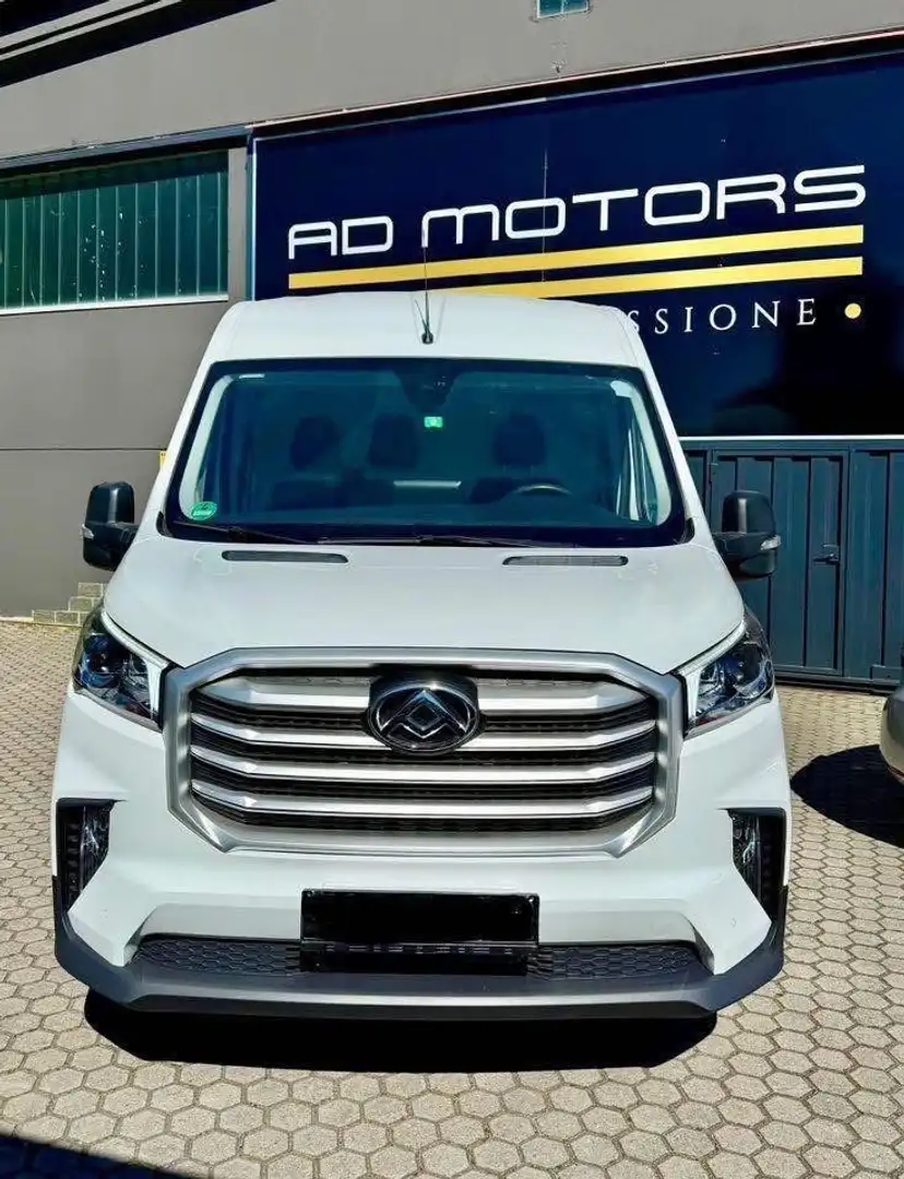 Maxus Deliver 9 Maxus Deliver 9 2.0 Diesel EURO 6D Blanc - 1