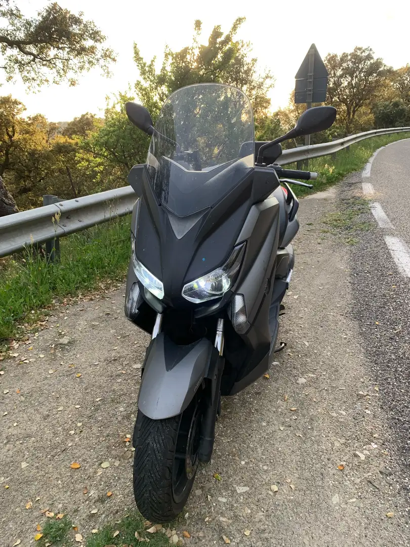 Yamaha X-Max 250 con abs - 1