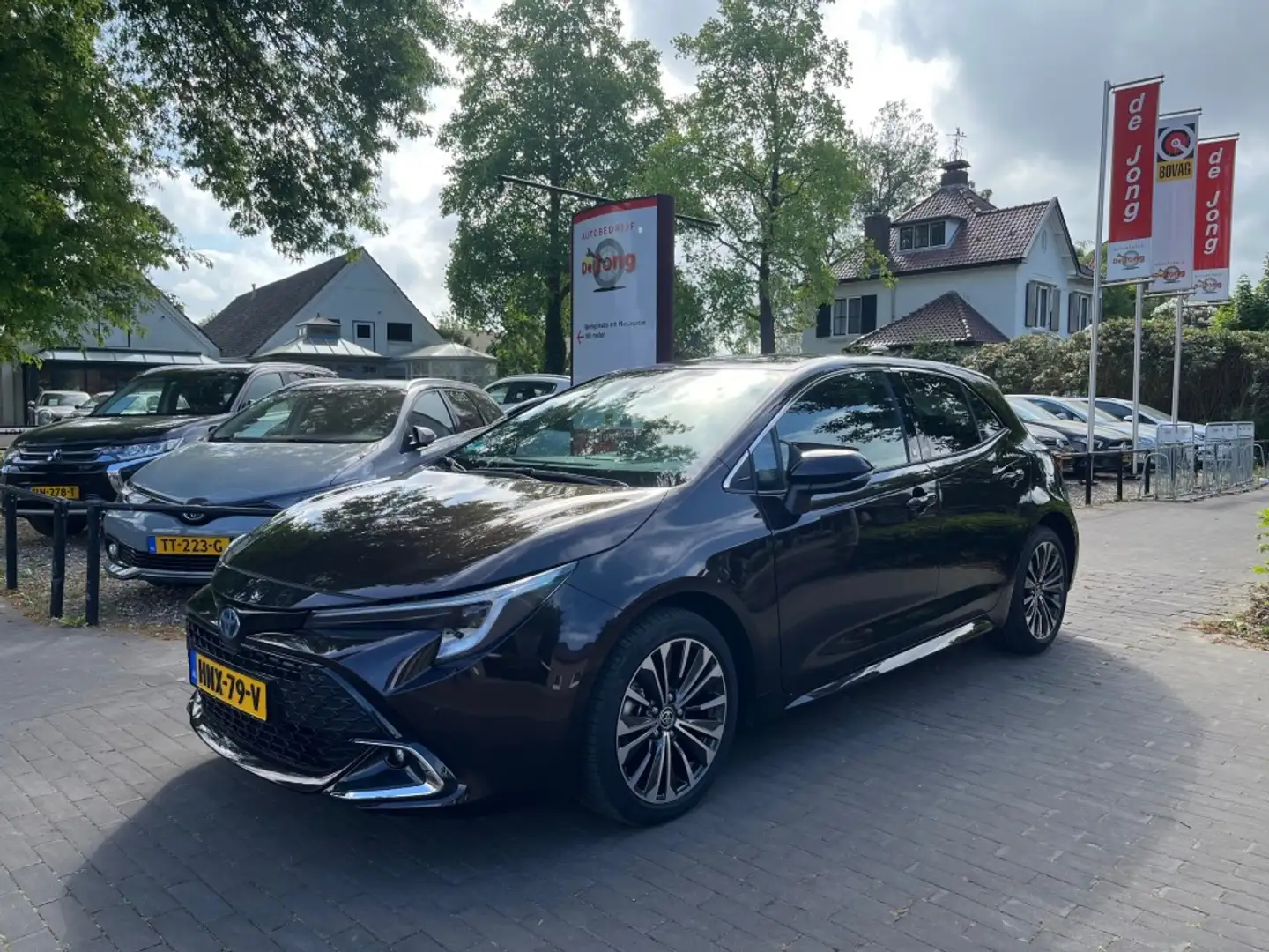 Toyota Corolla 1.8 HYBRID TEAM D AUTOMAAT / CARPLAY / CAMERA / AD Marrone - 1