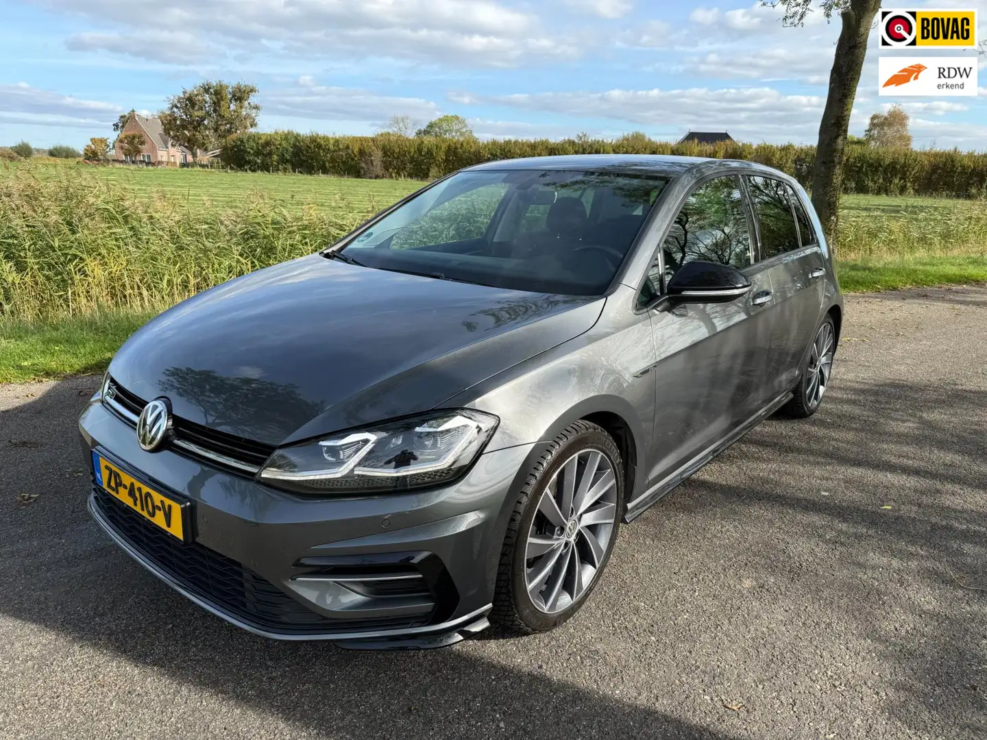 Volkswagen Golf 1.5 TSI Highline Business R line Automaat, camera, Grijs - 1