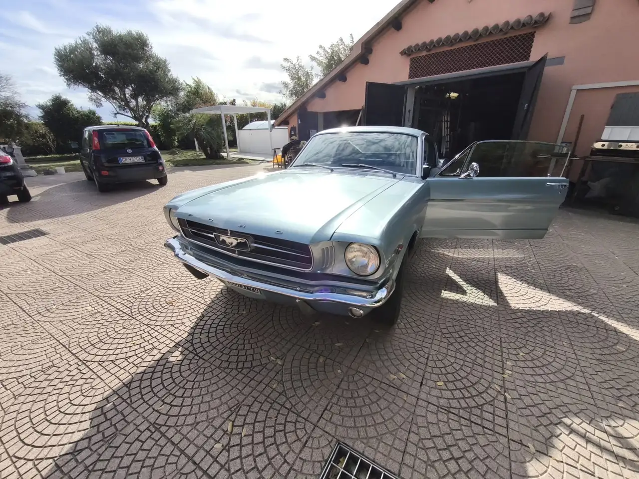 Ford Mustang Fastback, foto 2