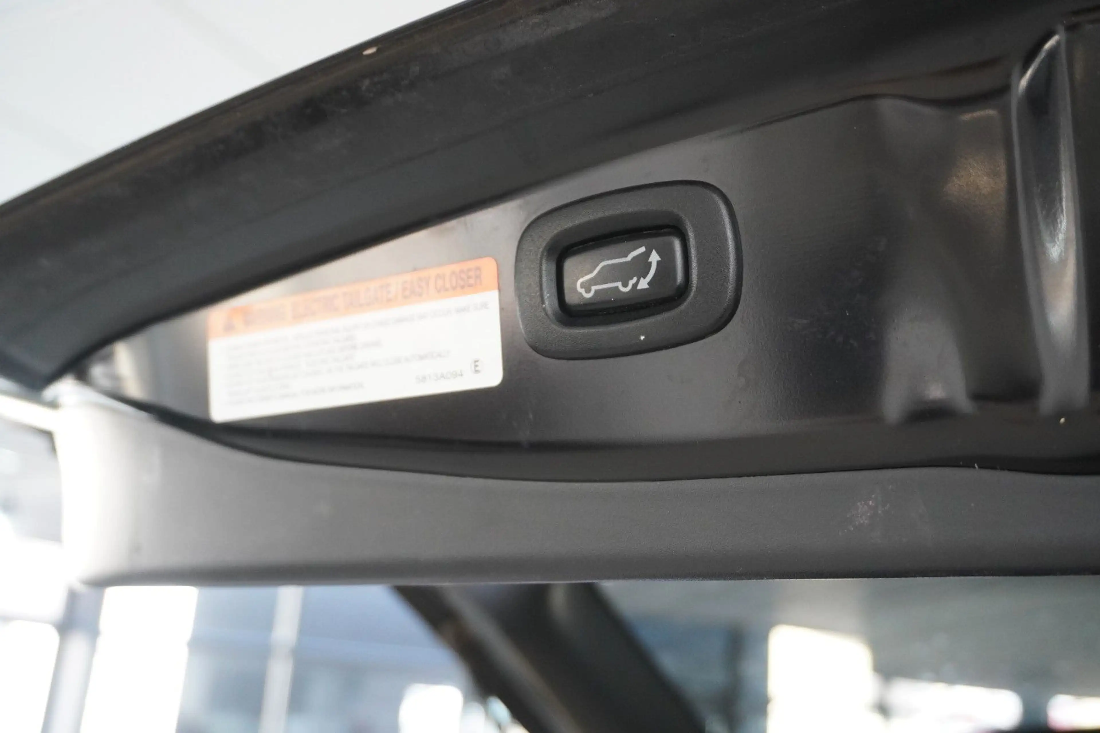 Mitsubishi Outlander 2.4 PHEV 4WD NAVI/LED/360°/LEDER/AHK — photo 17