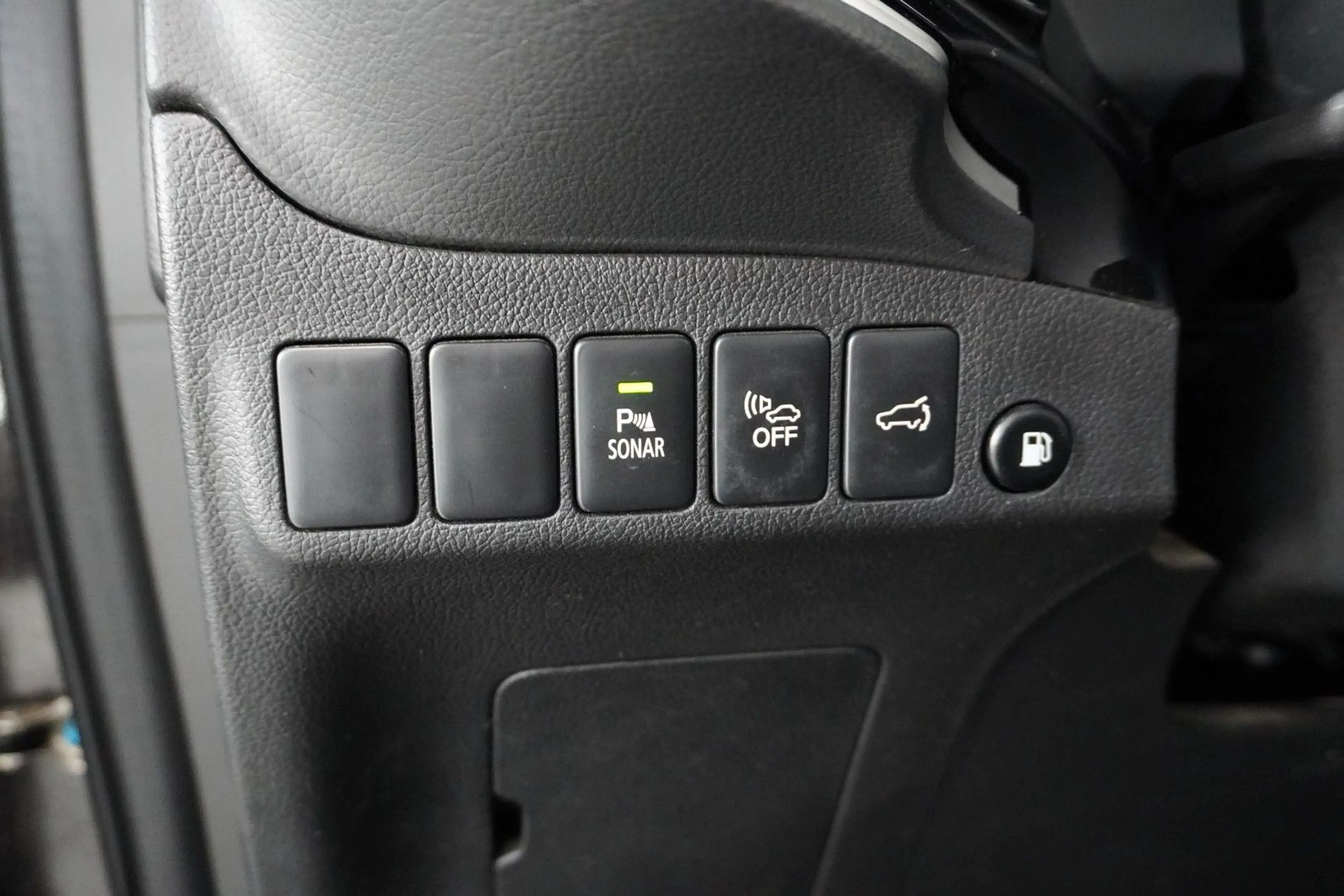 Mitsubishi Outlander 2.4 PHEV 4WD NAVI/LED/360°/LEDER/AHK — photo 26