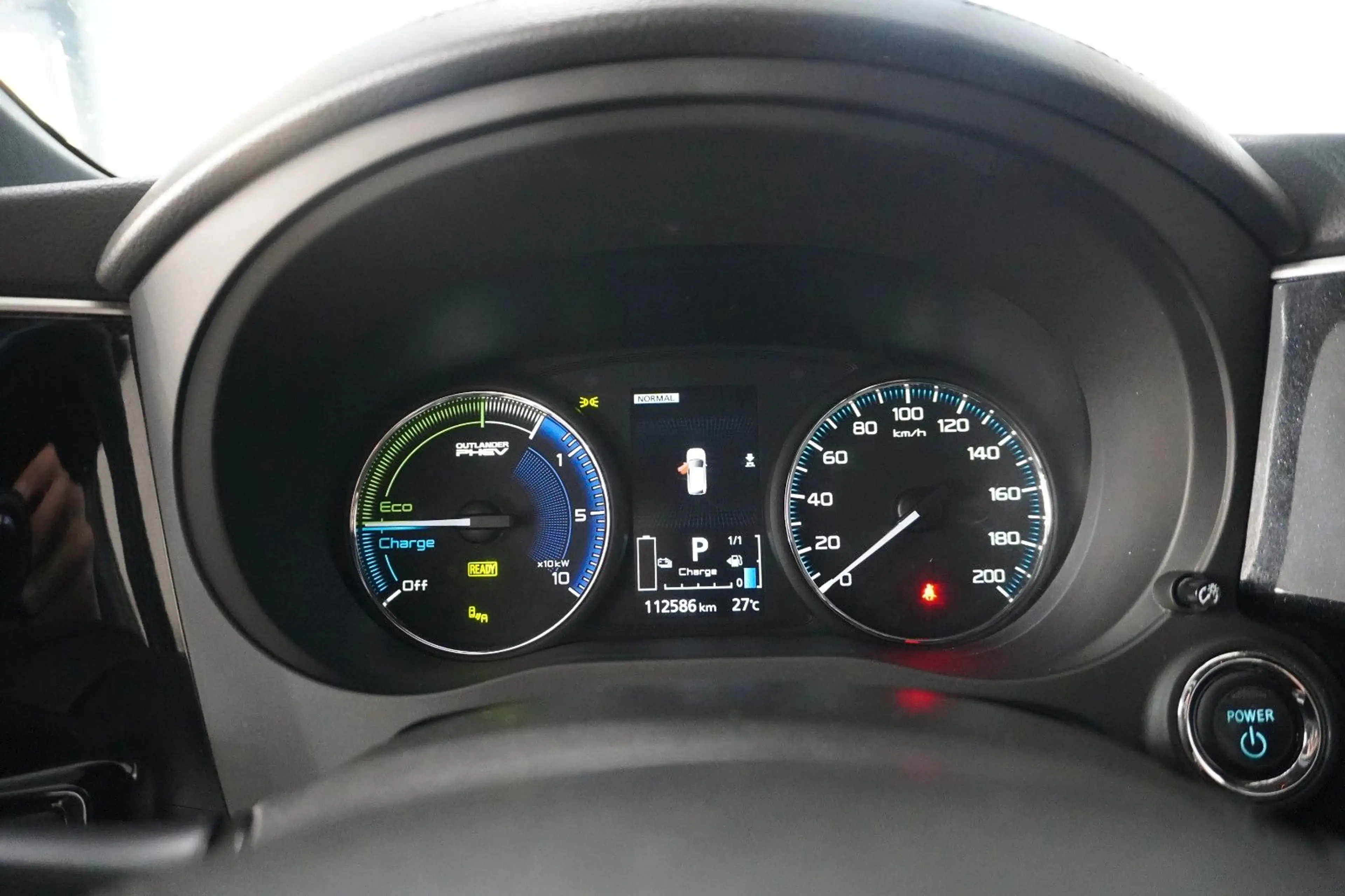 Mitsubishi Outlander 2.4 PHEV 4WD NAVI/LED/360°/LEDER/AHK — photo 23