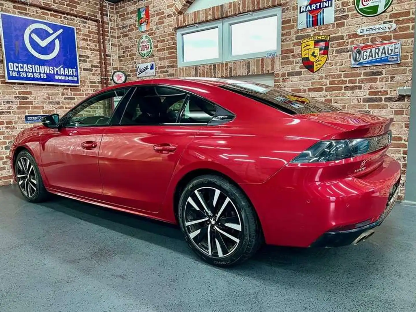 Peugeot 508 508 Limousine 2.0 Hdi 177cv Auto GT Rojo - 2