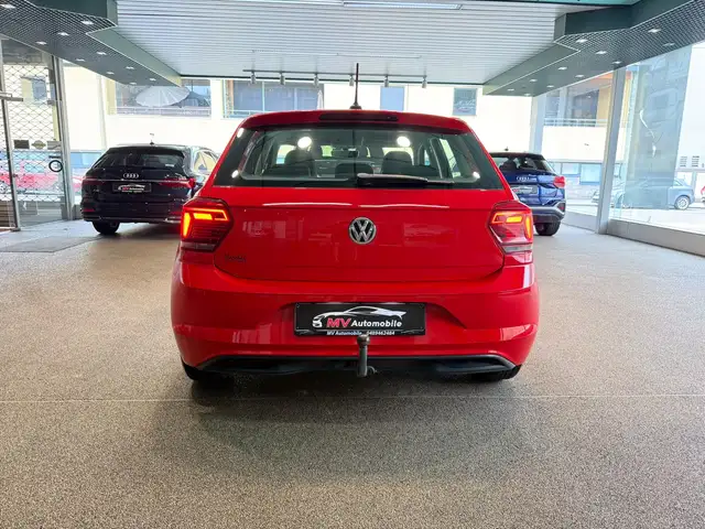 Volkswagen Polo view 5