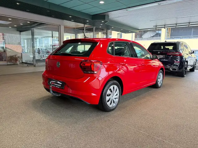 Volkswagen Polo view 6