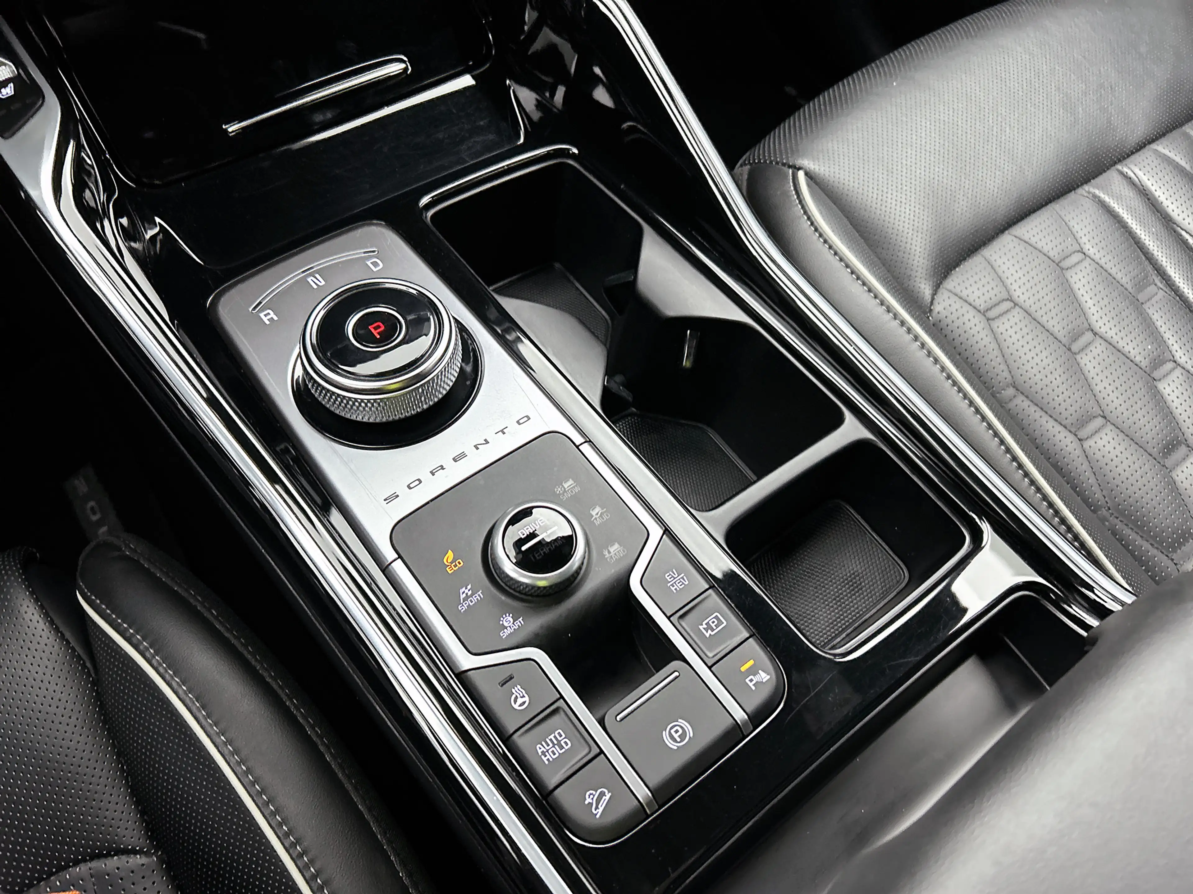 Kia Sorento 1.6 T-GDI Plug-in Hybrid 4WD ExecutiveLine 7p. | T — photo 11