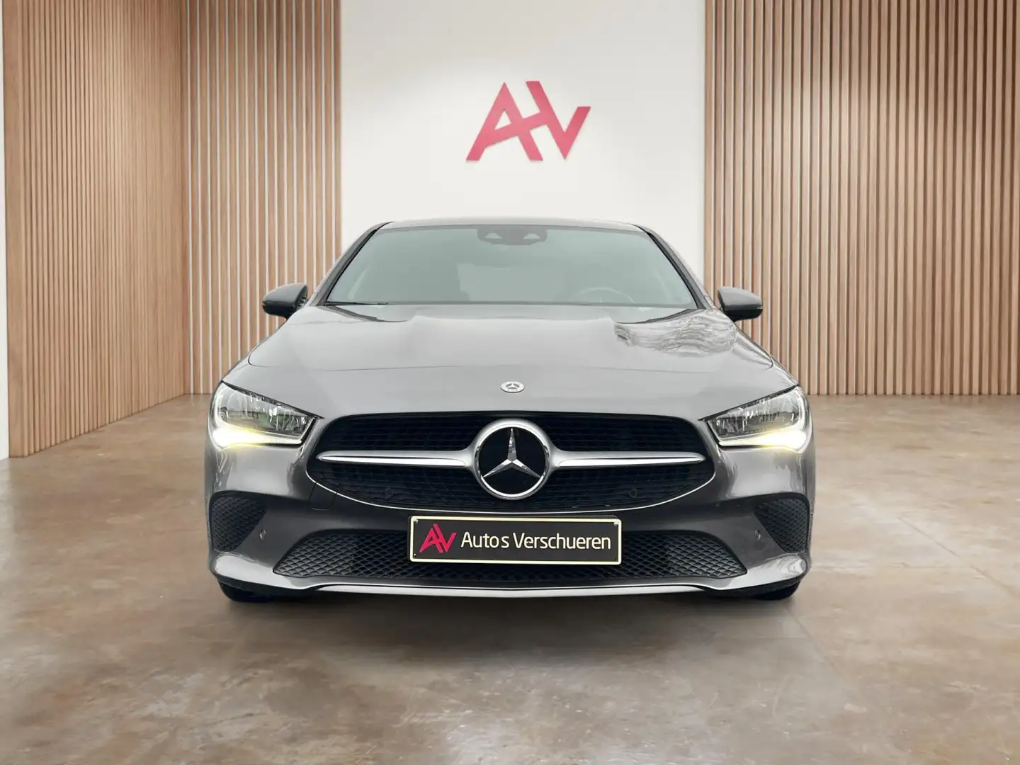 Mercedes-Benz CLA 180 Business Solution 7G-DCT ** Grijs - 2