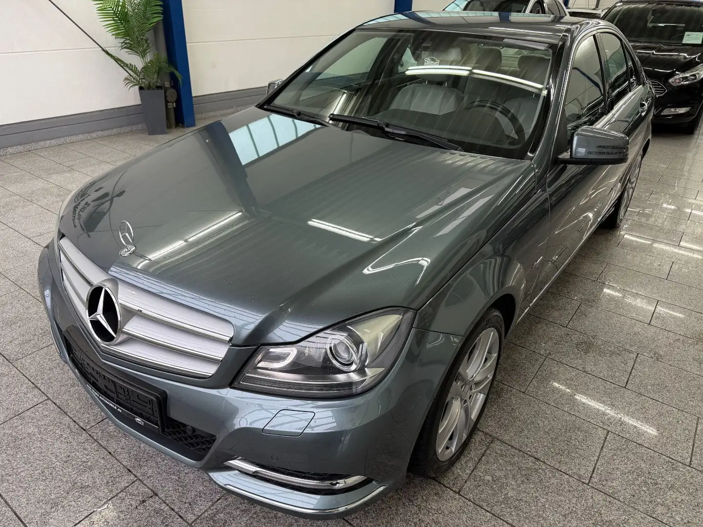 Mercedes-Benz C 220 CDI*AUTO*AVANTG*BI-XN*KAMER*TMP*LEDER*AHK Gris - 2