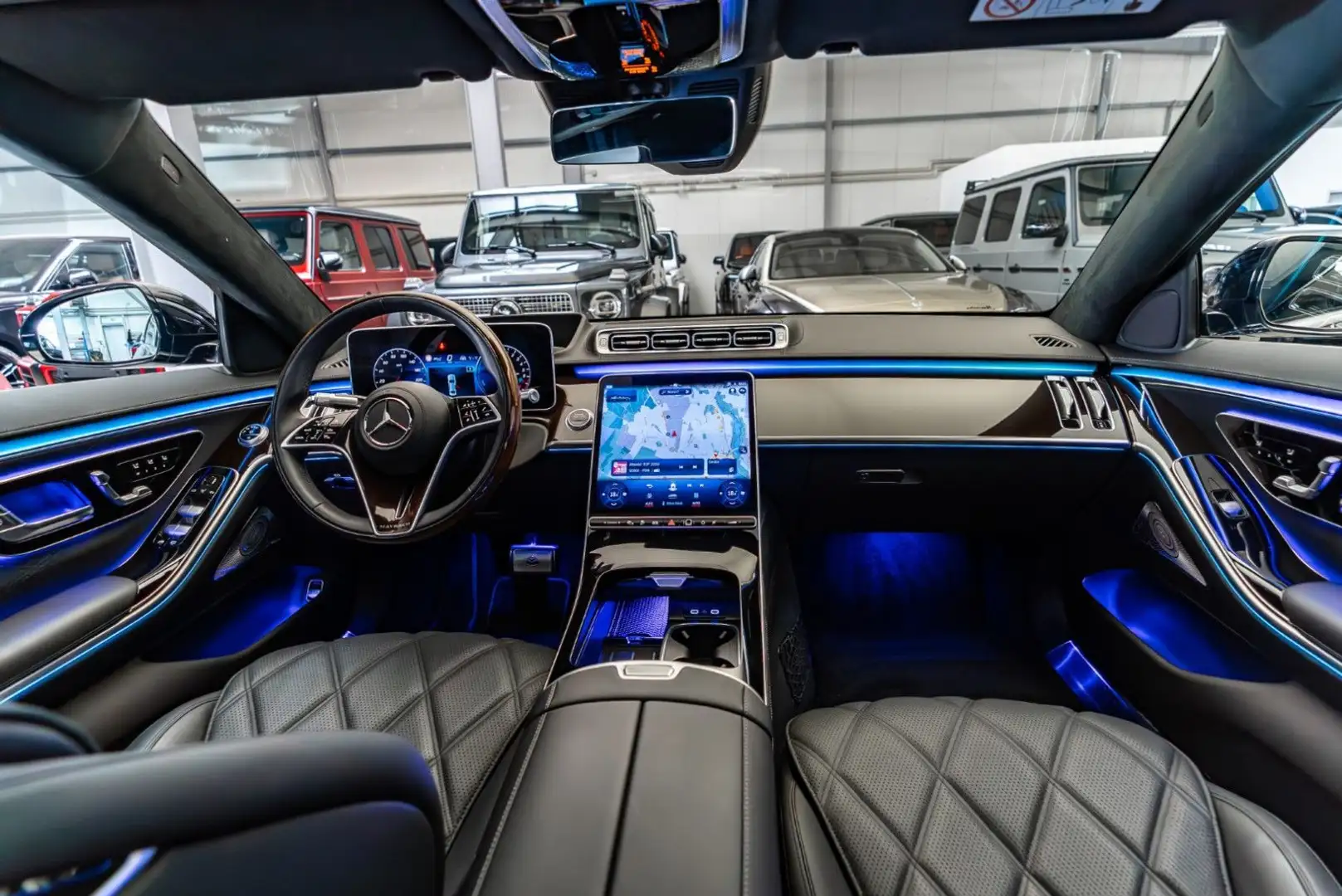 Mercedes-Benz S 680 Maybach S 680 4M / MY 2025 / Rear Axle Steering Schwarz - 2