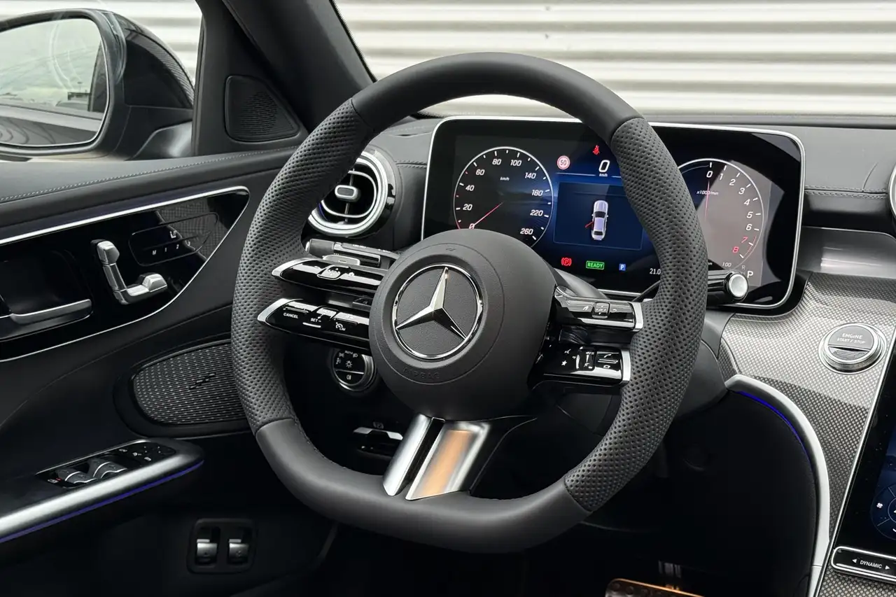 Mercedes-Benz C-Class 2026 — фото 13