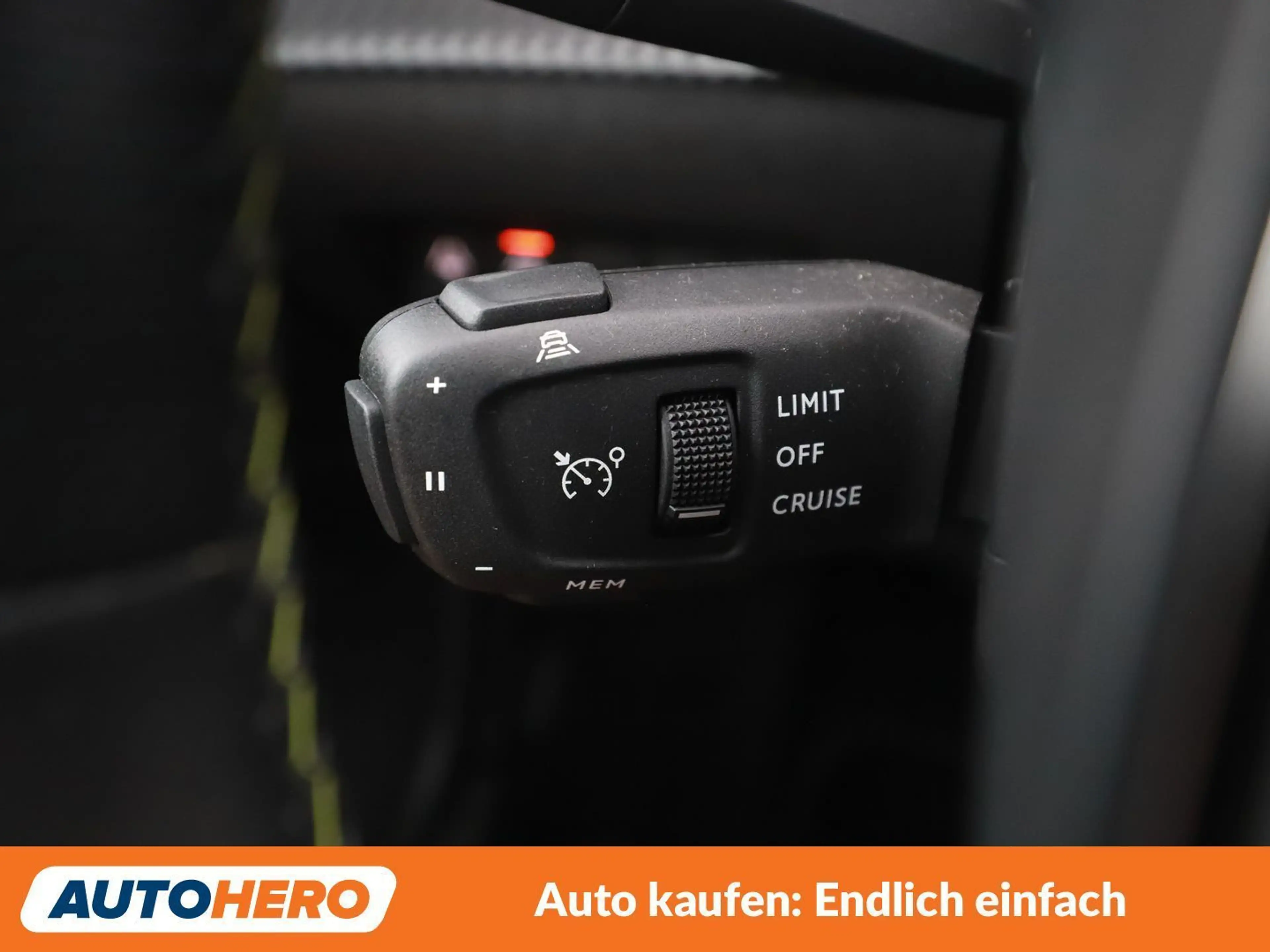 Peugeot e-2008 electric drive 100 kW e GT — photo 30