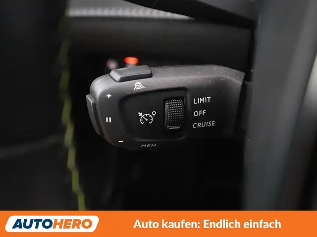 Peugeot e-2008 view 30