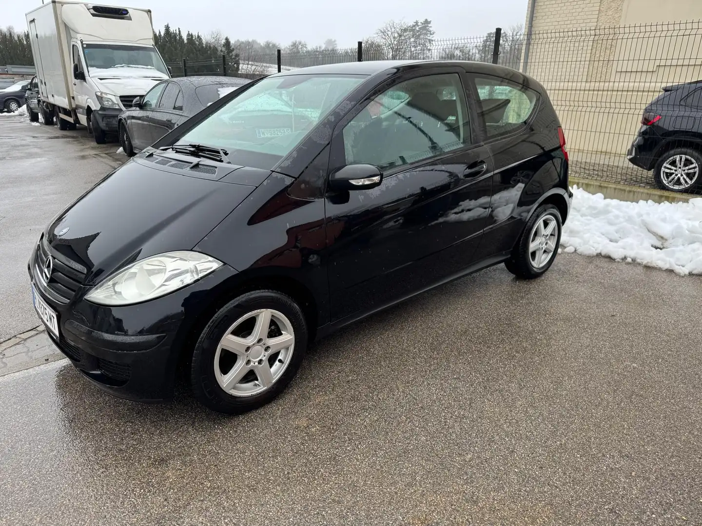 Mercedes-Benz A 150 A 150 A-Edition Classic Sport Aut. A-Edition Classic Sport Schwarz - 2